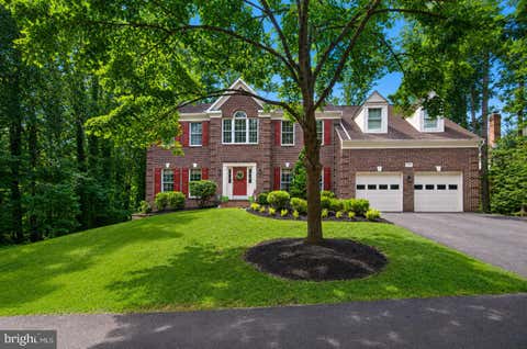 Homes For Sale - 7919 Bracksford Court<br/> FAIRFAX STATION, VA 22039