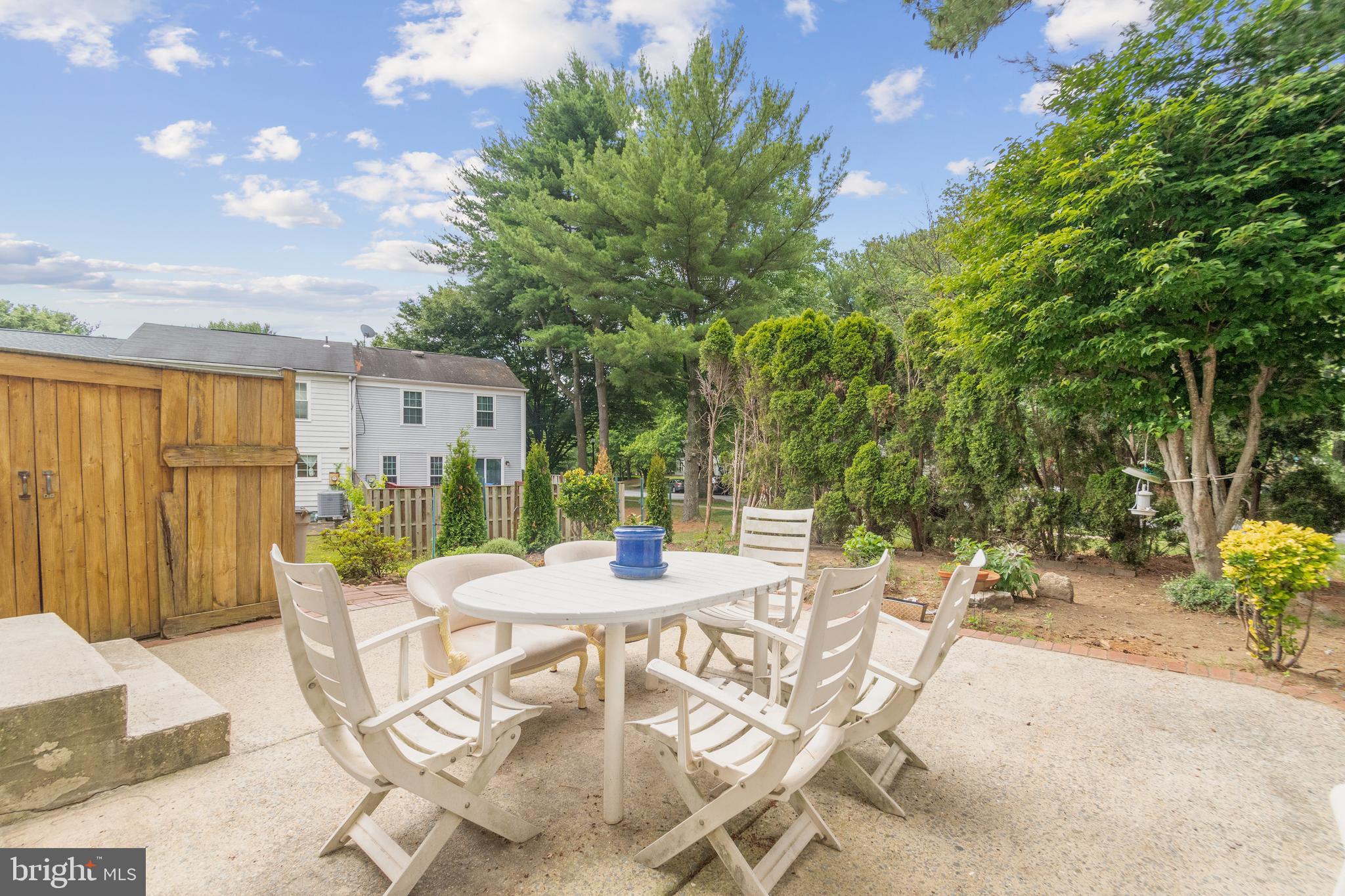 LONGMEAD CROSSING - Residential