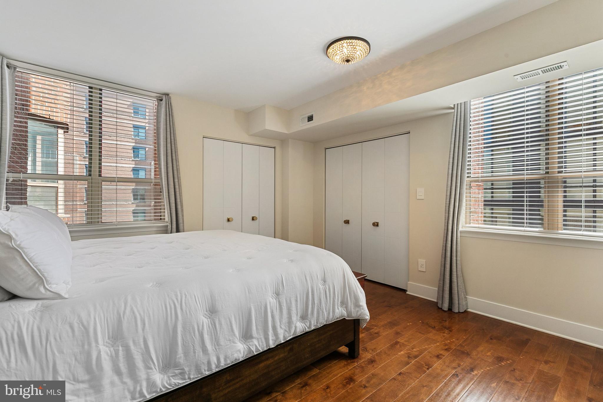 THE CHRISTOPHER - Residential