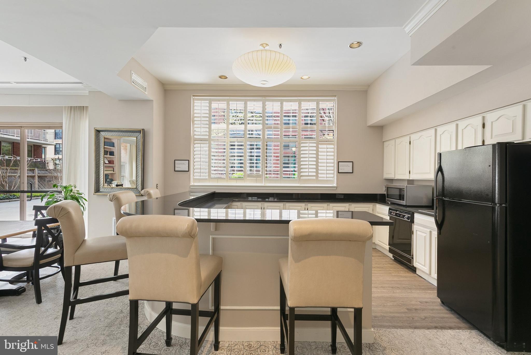 THE CHRISTOPHER - Residential