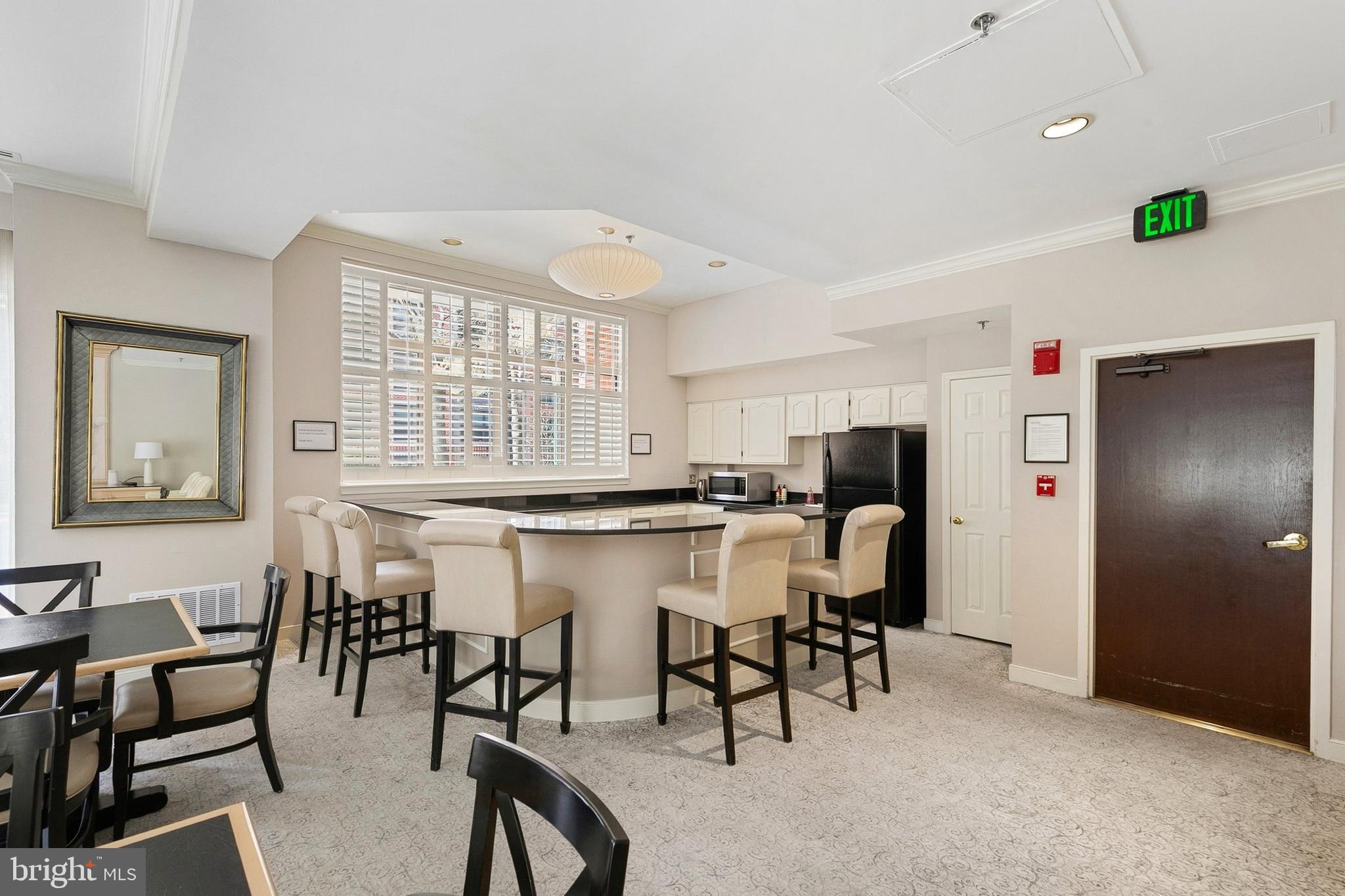 THE CHRISTOPHER - Residential