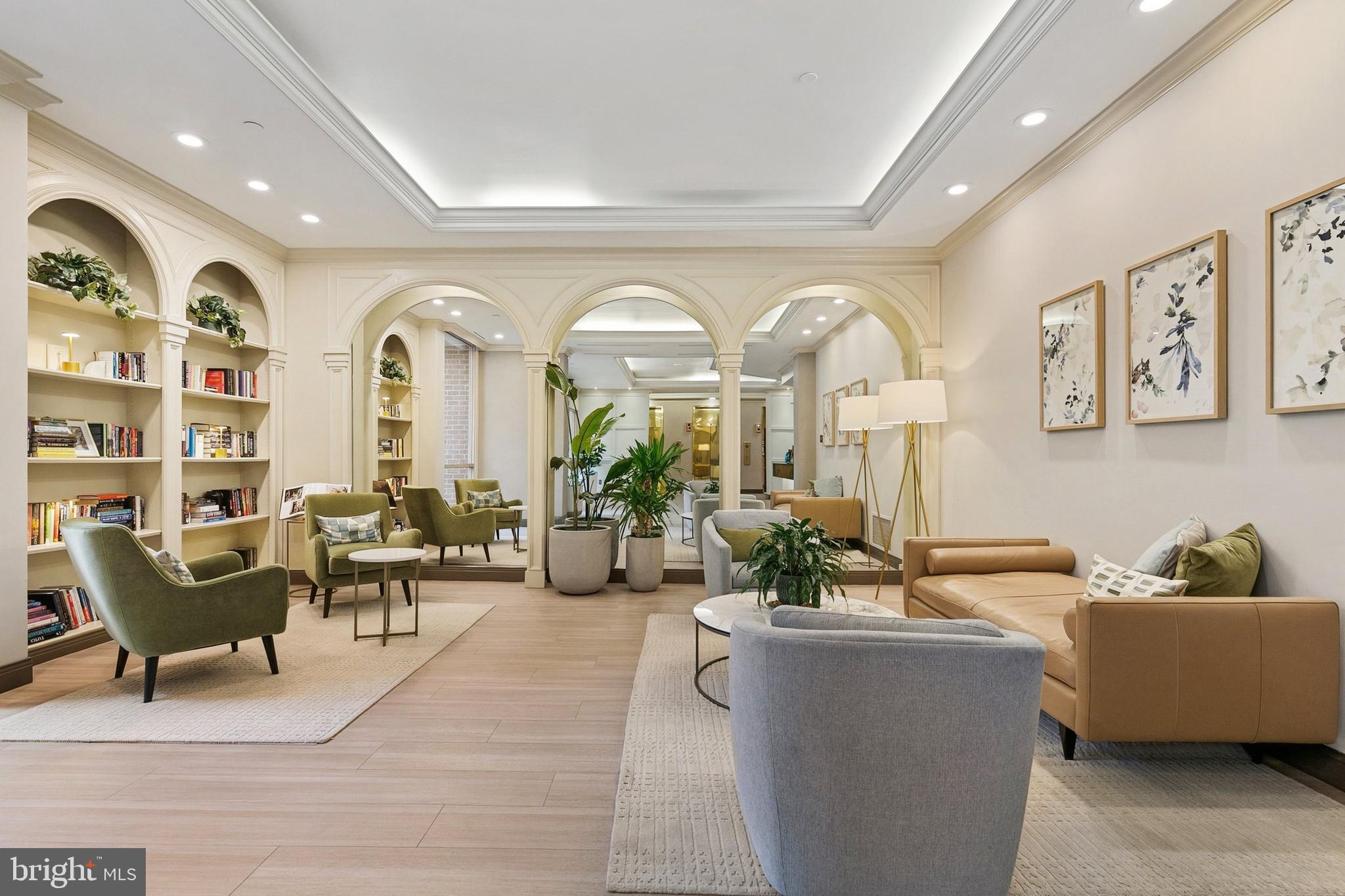 THE CHRISTOPHER - Residential