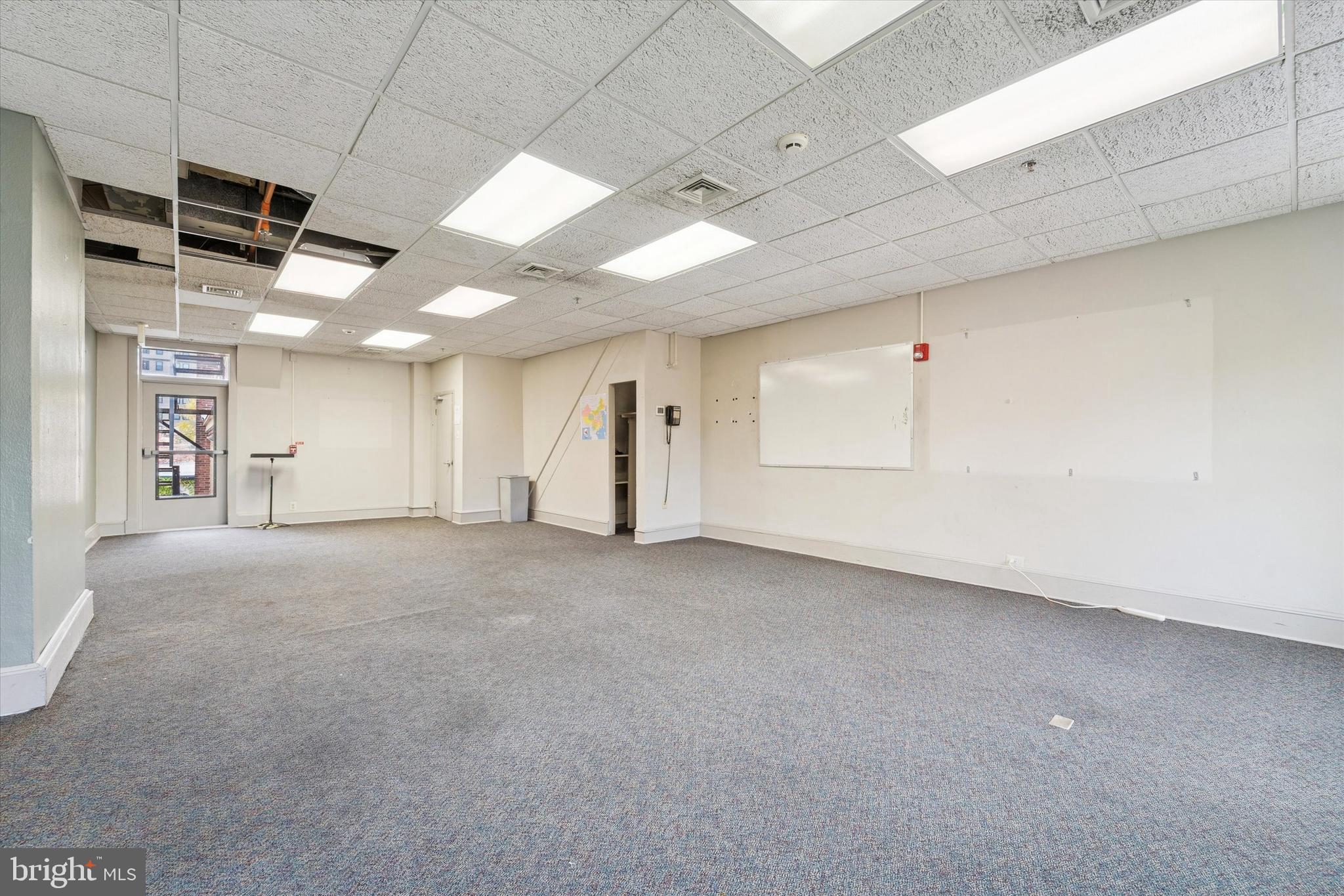 RITTENHOUSE SQUARE - Residential Income