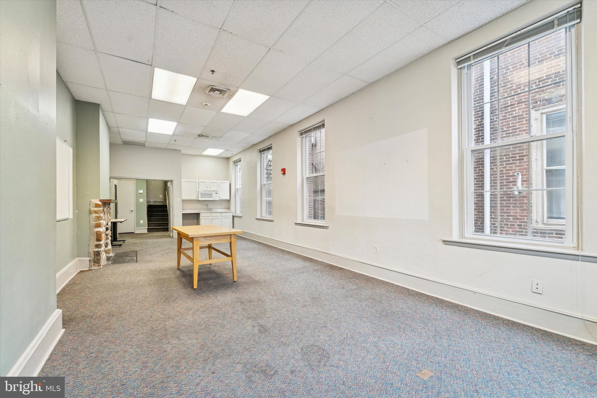 RITTENHOUSE SQUARE - Residential Income