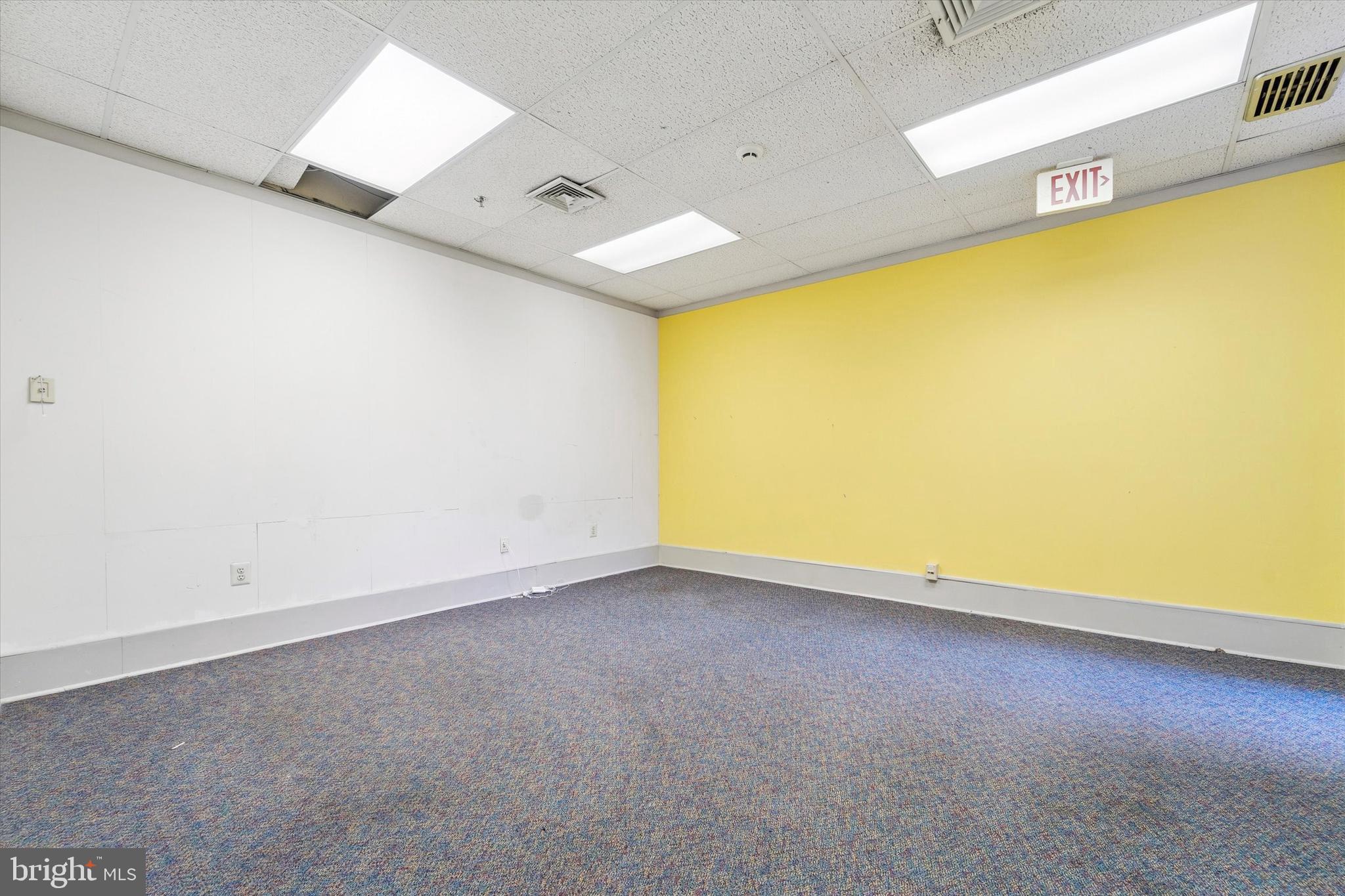 RITTENHOUSE SQUARE - Residential Income