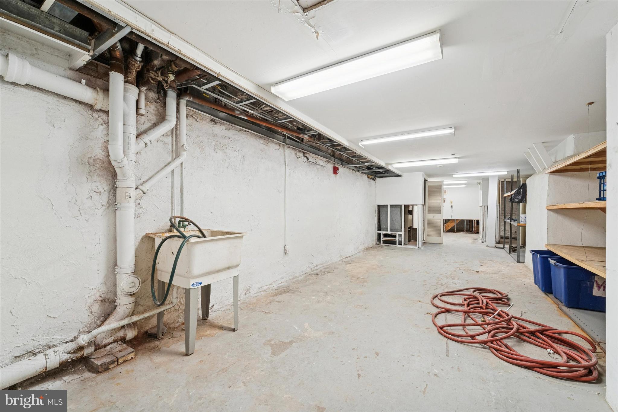 RITTENHOUSE SQUARE - Residential Income