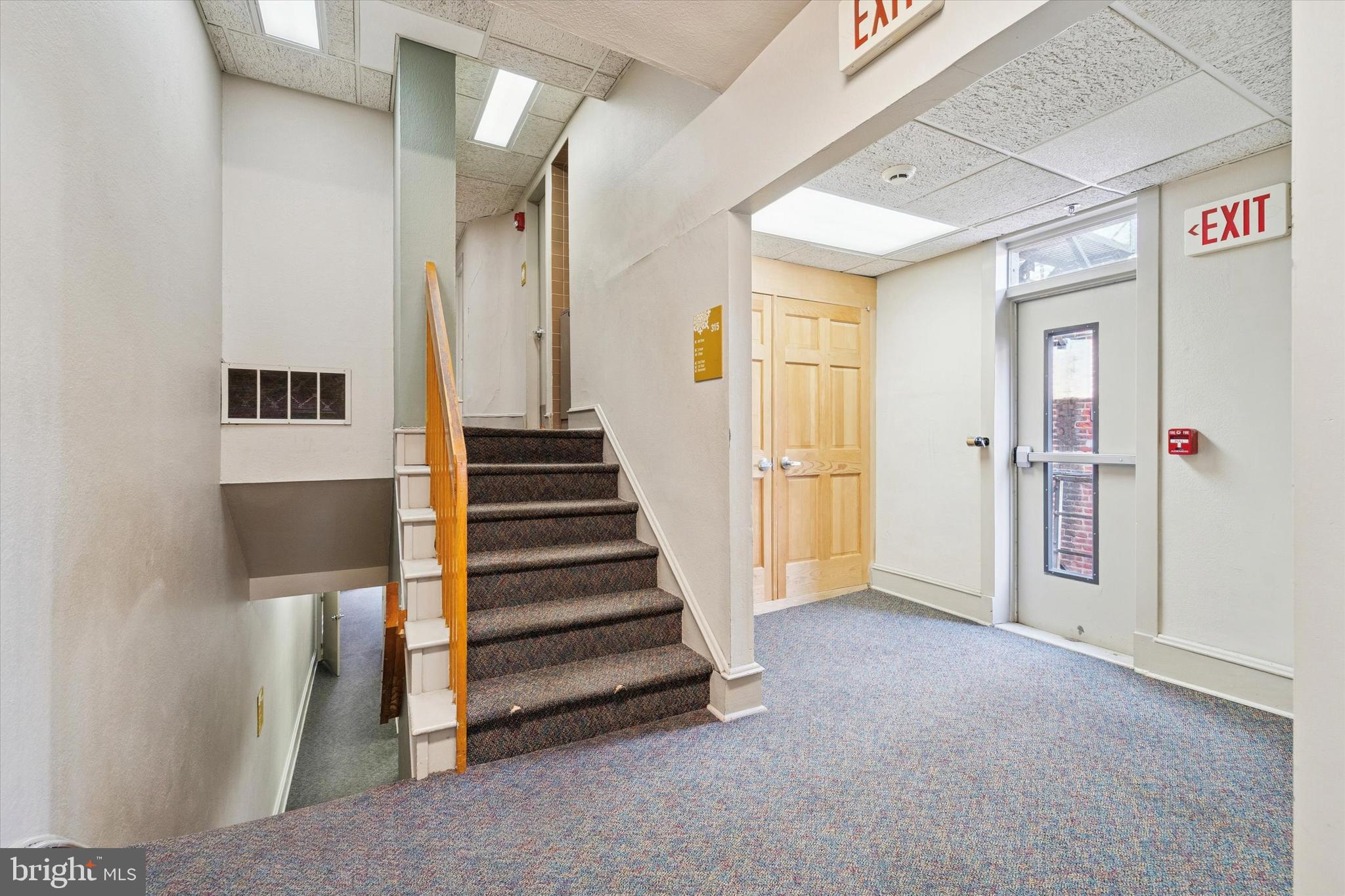 RITTENHOUSE SQUARE - Residential Income