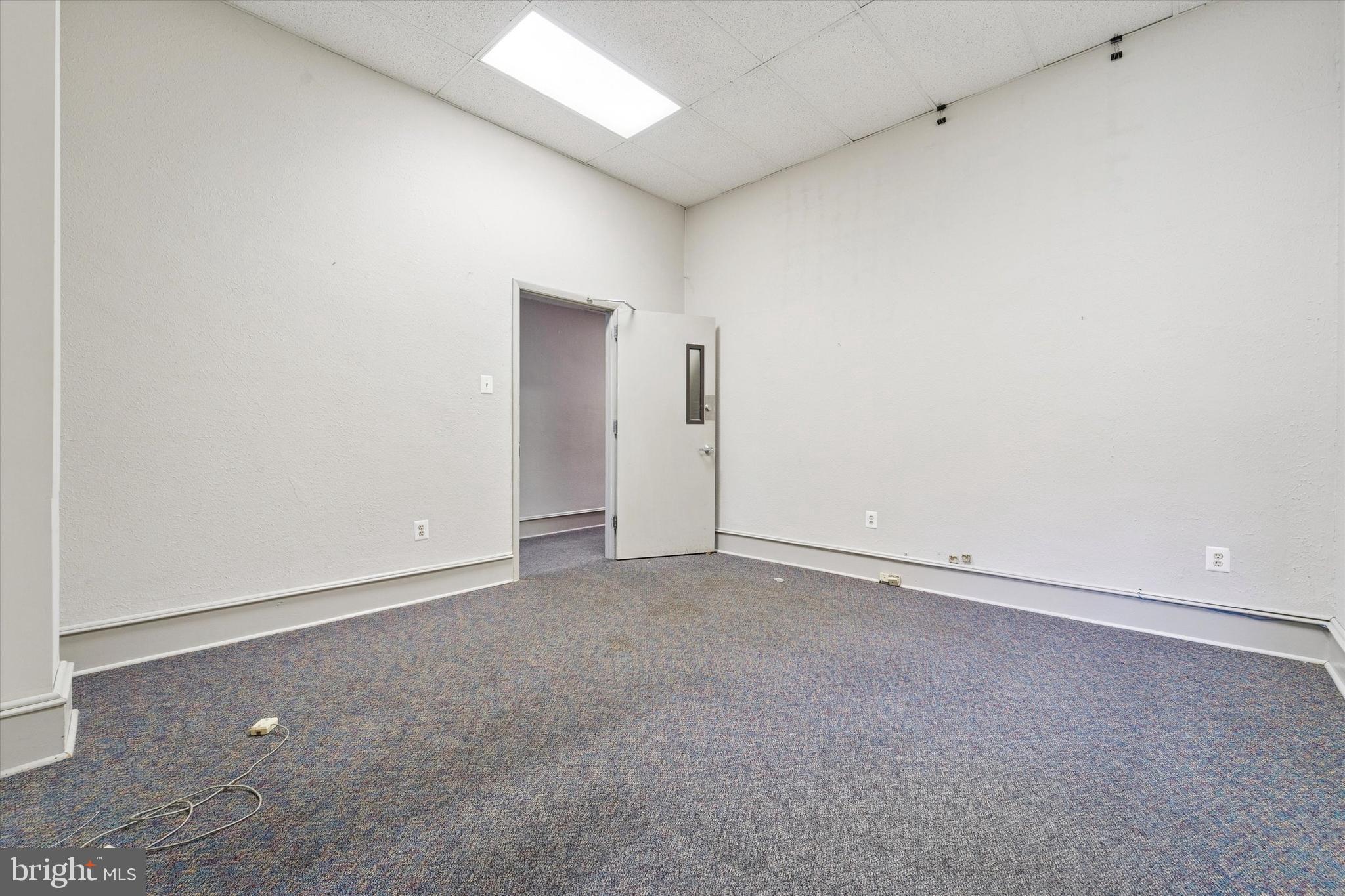 RITTENHOUSE SQUARE - Residential Income