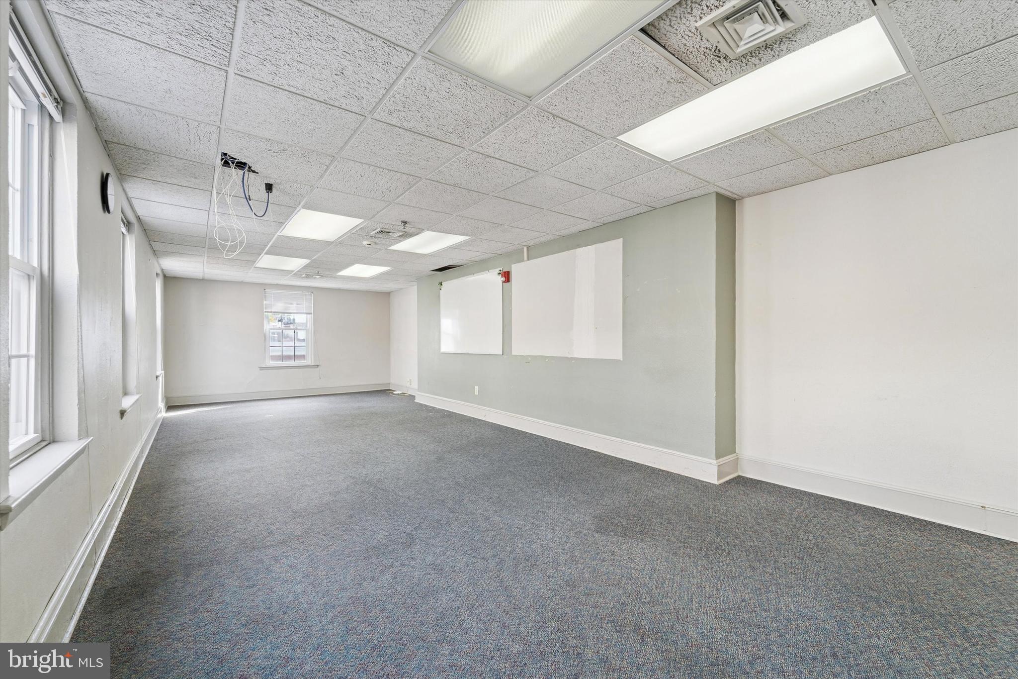 RITTENHOUSE SQUARE - Residential Income