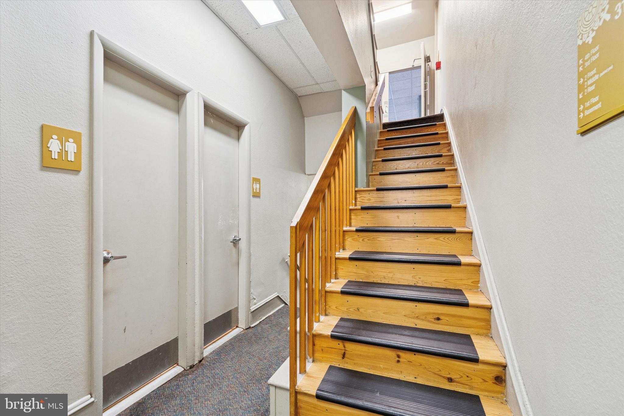 RITTENHOUSE SQUARE - Residential Income