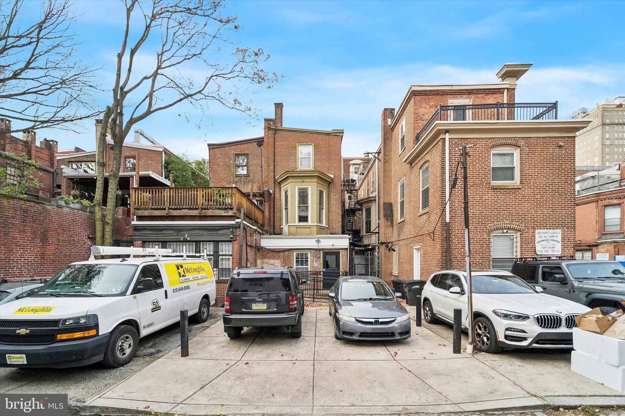 RITTENHOUSE SQUARE - Residential Income