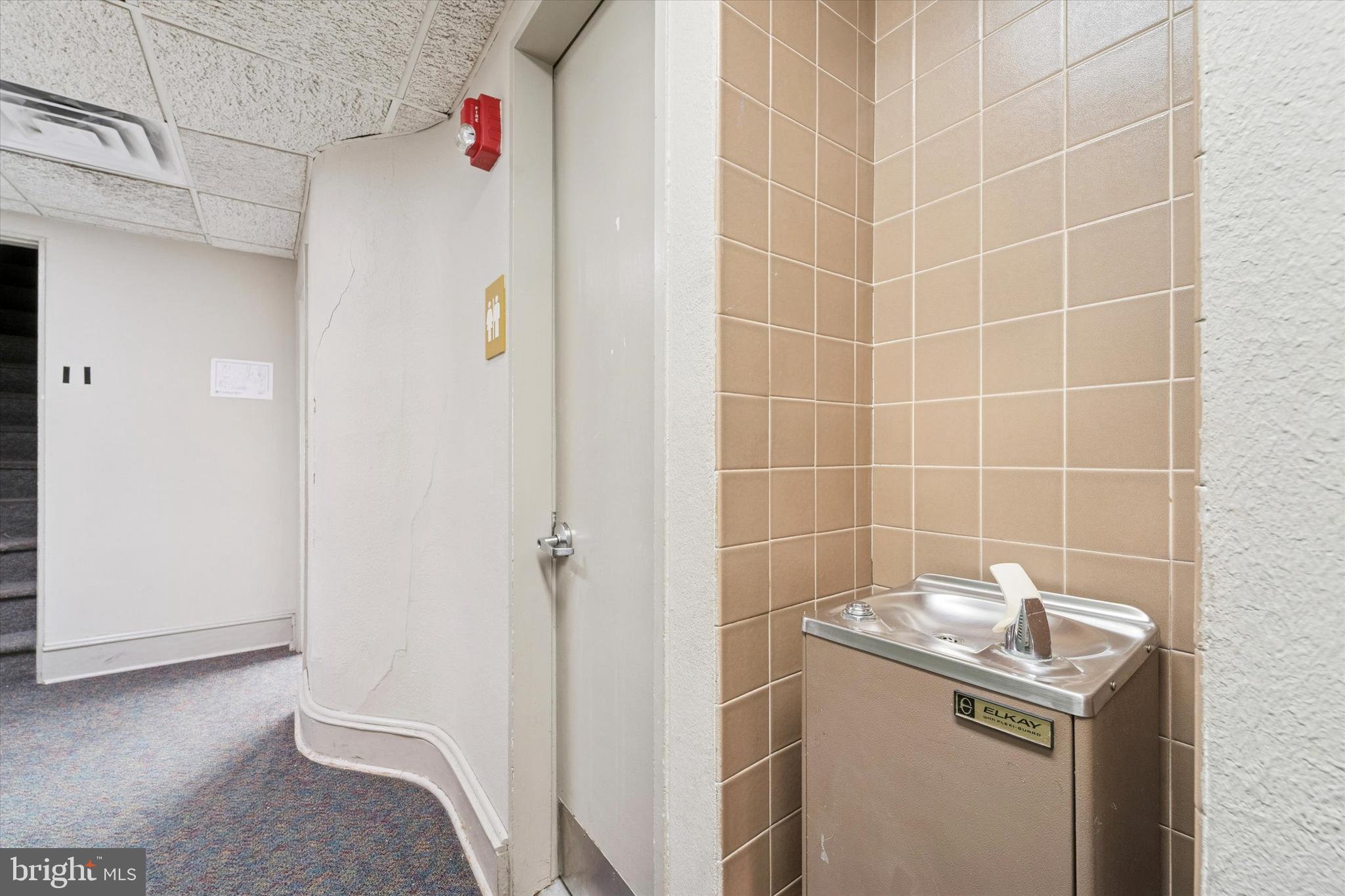 RITTENHOUSE SQUARE - Residential Income