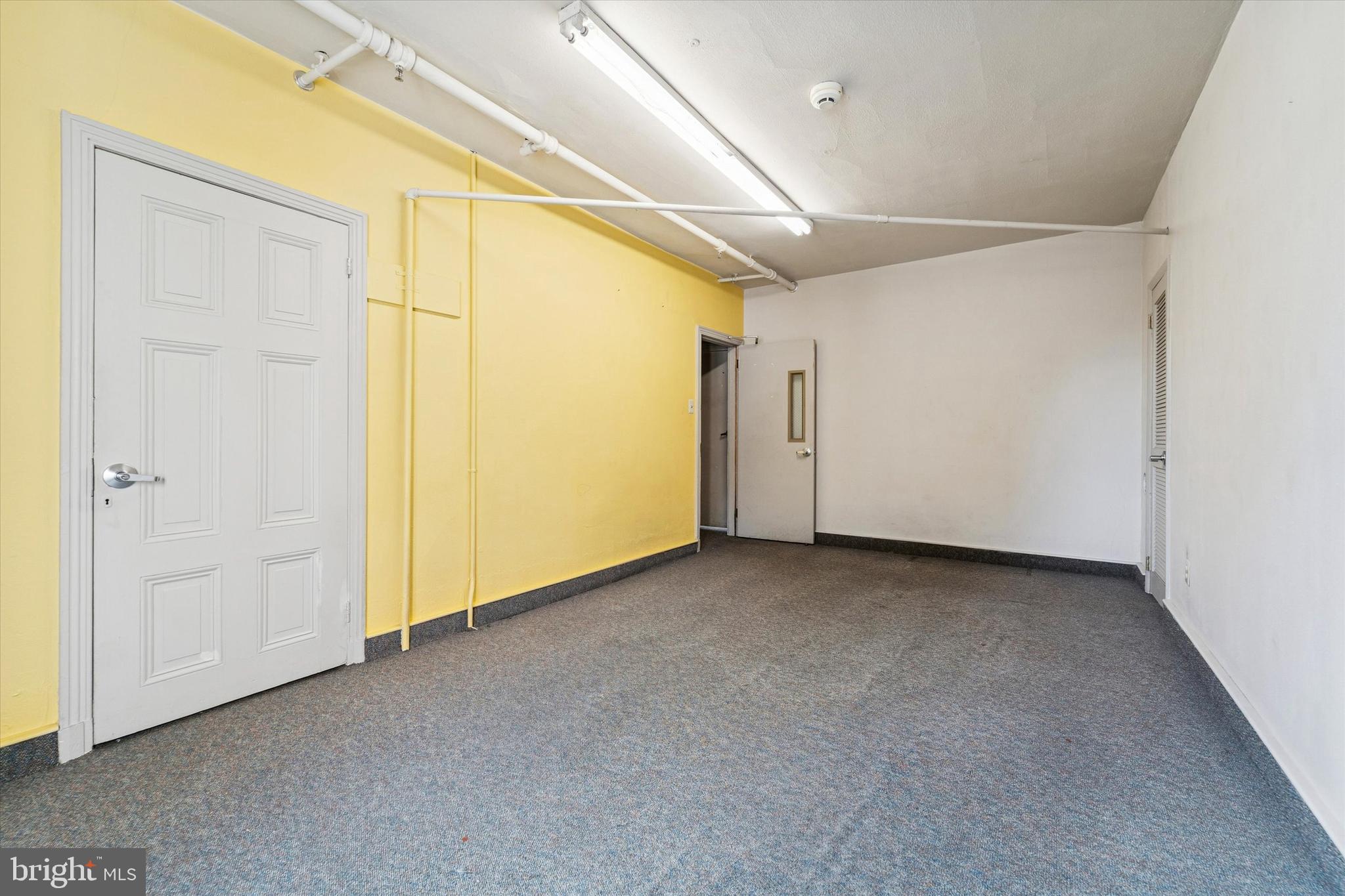 RITTENHOUSE SQUARE - Residential Income