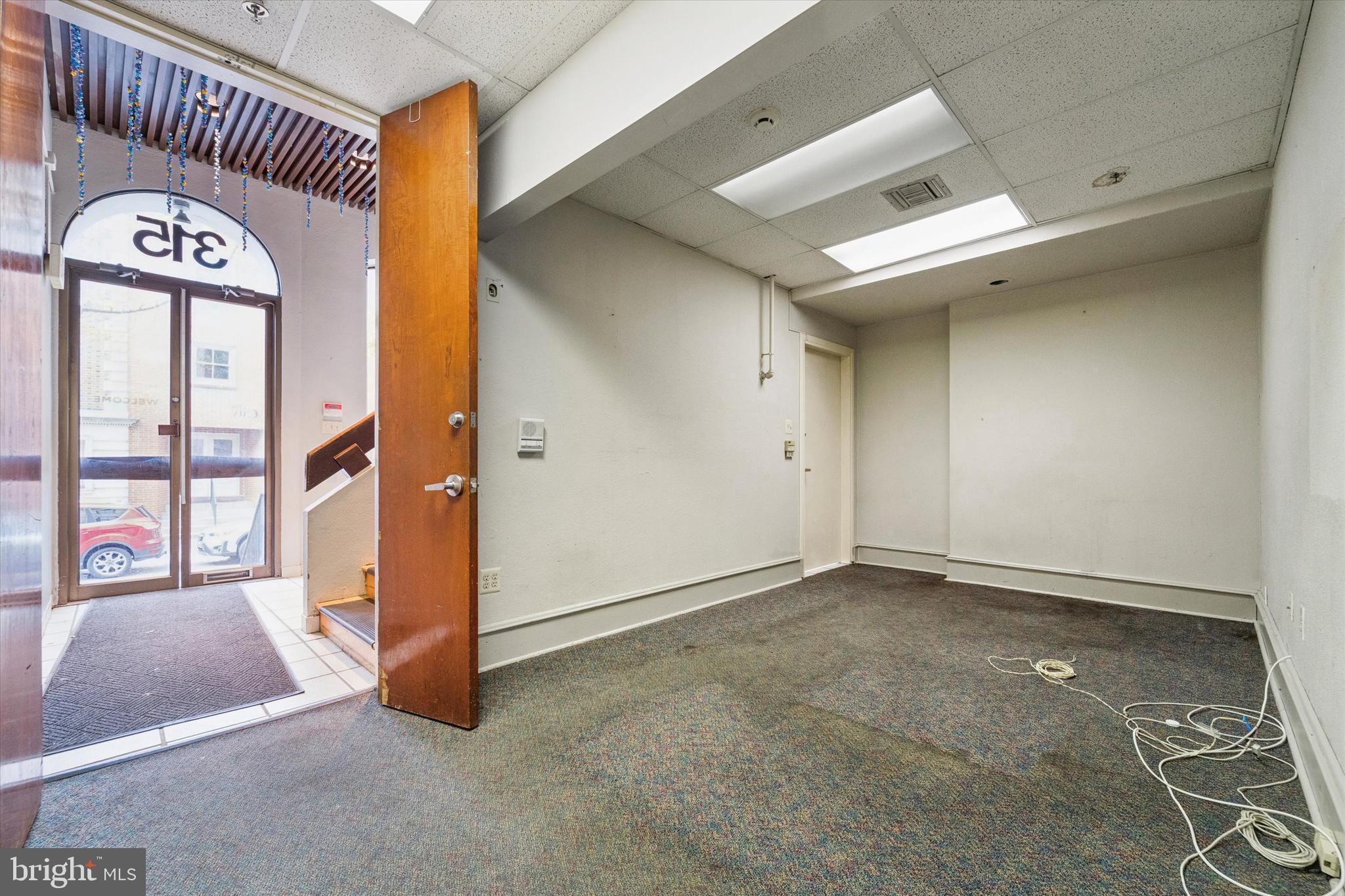 RITTENHOUSE SQUARE - Residential Income