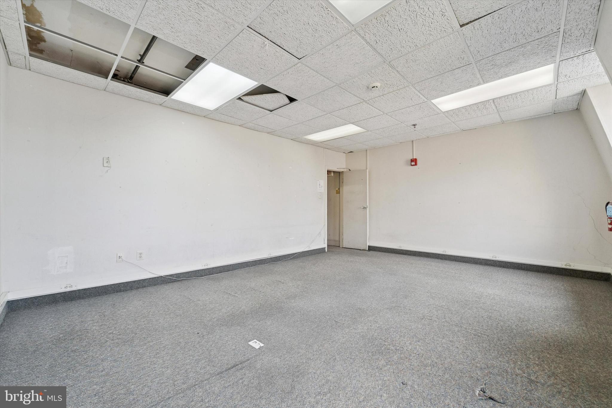 RITTENHOUSE SQUARE - Residential Income