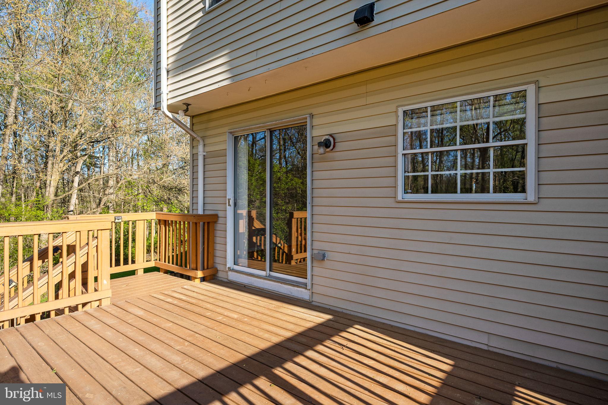 LONDON TOWNE - Residential