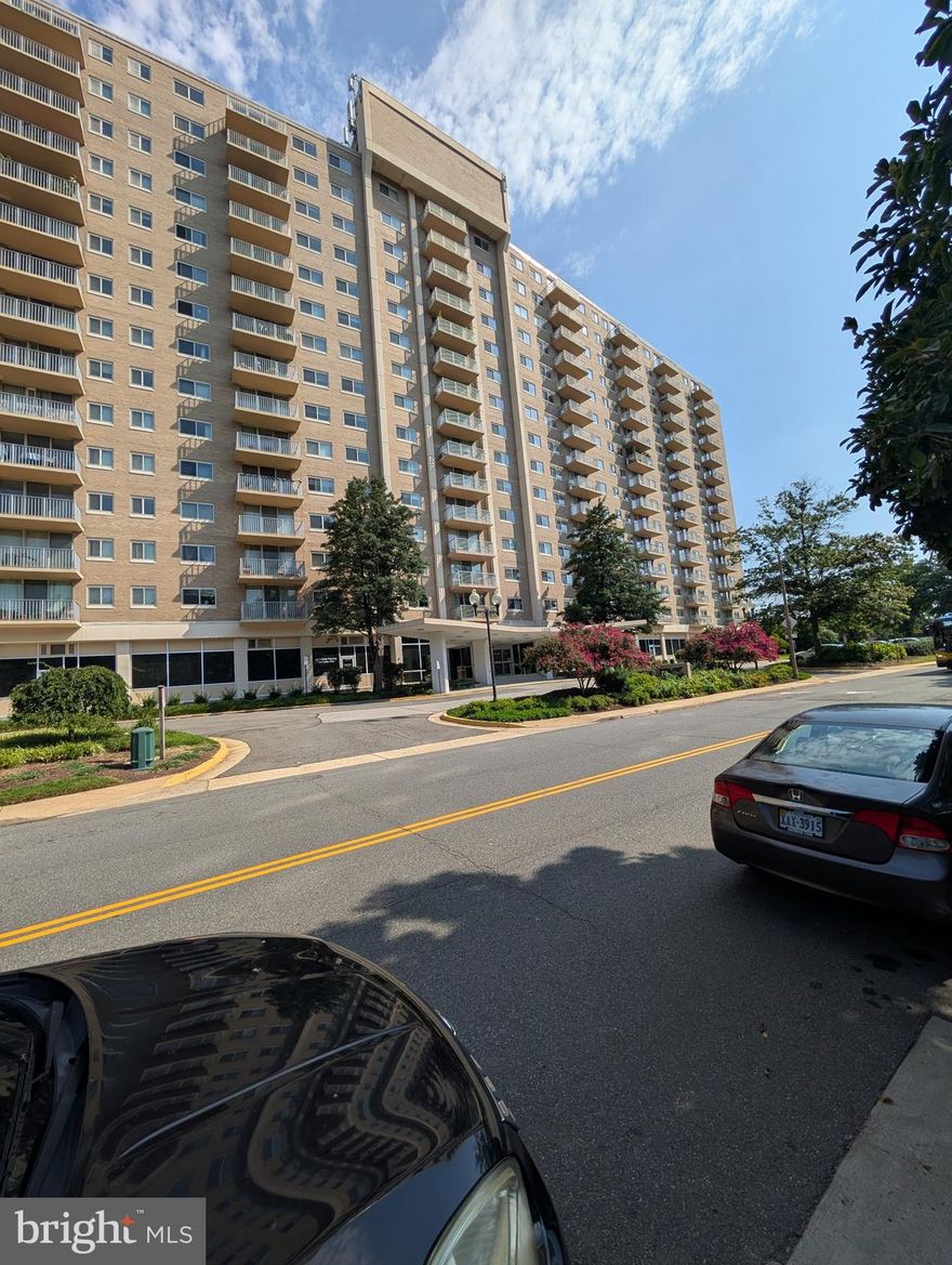 Attractive Parc East Unit on the 7th Floor + Secure building at an outstanding location about 6 miles from Washington DC + Right across 395, Shirlington (restaurants, movie theater, shopping) + Bus stop is right out the front door of the building + Freshly painted throughout with new carpet + Most utilities (gas, water, electricity) are included in the condo fee + Parc East has a large swimming pool, fitness room, sauna, party room, and areas to walk dogs (pet friendly) + This unit is ready to be moved in and would be an outstanding opportunity for a 1st time buyer or an investor ++  Unit is available to rent as well ++