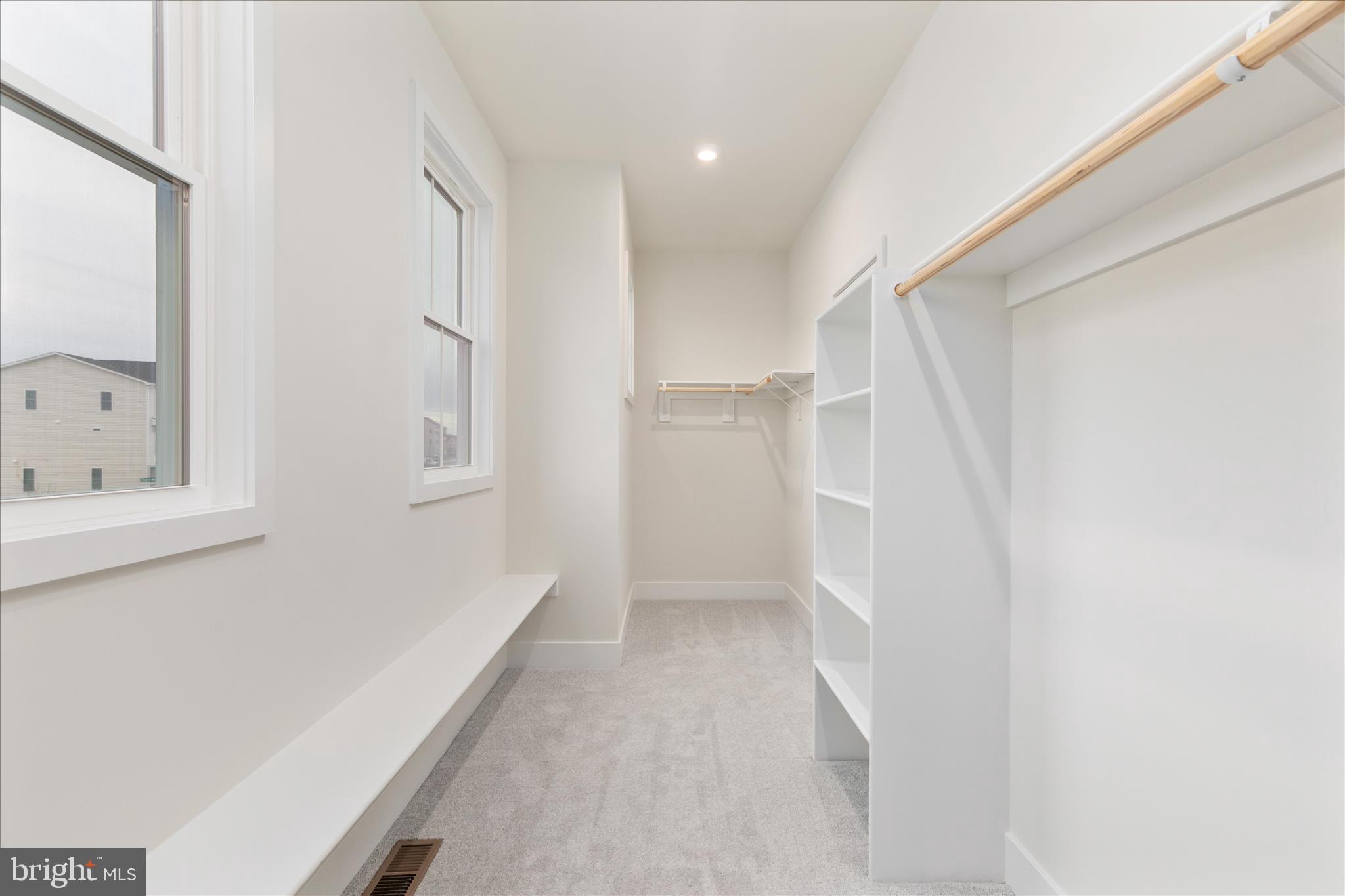 SNOWDEN BRIDGE - Residential