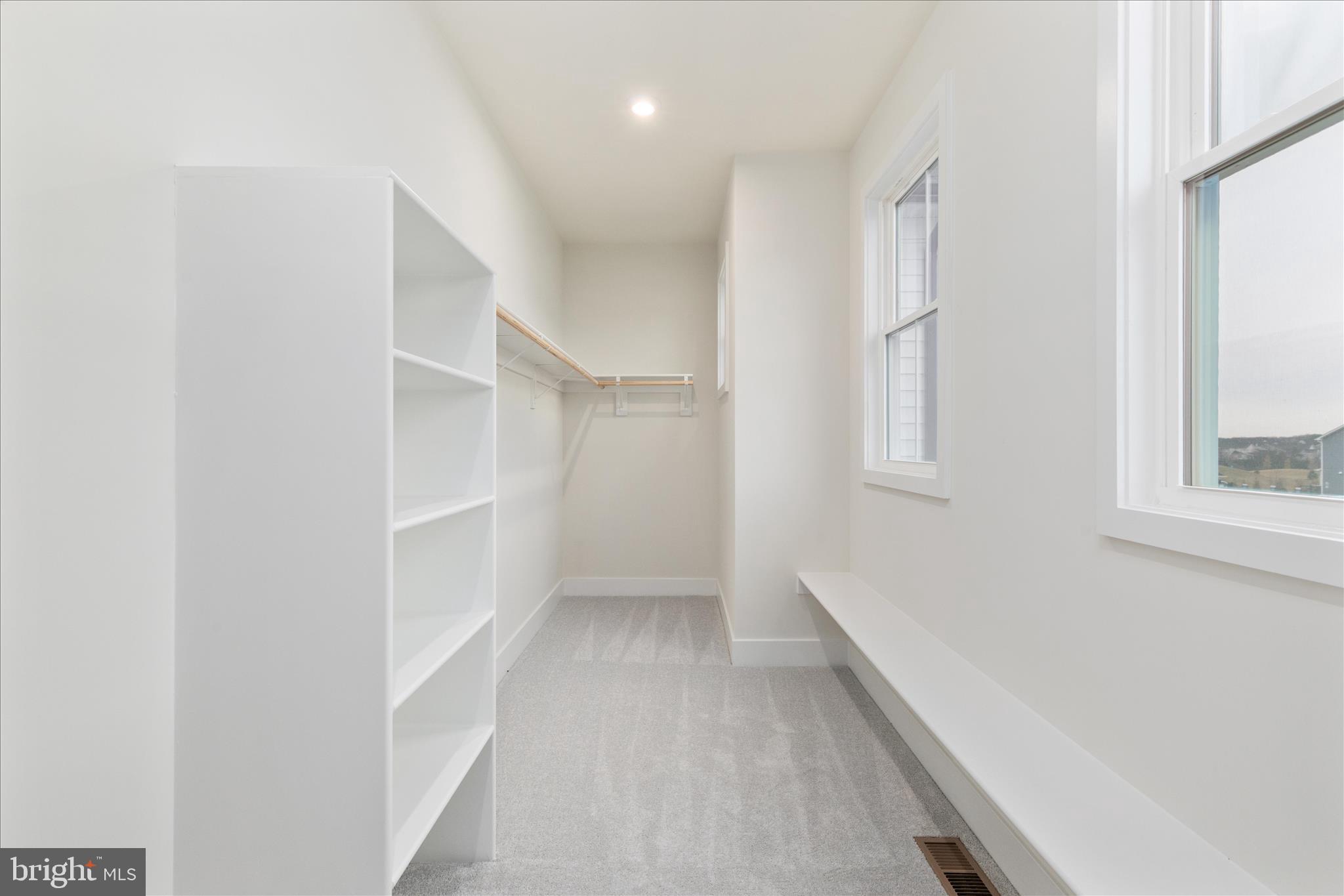 SNOWDEN BRIDGE - Residential