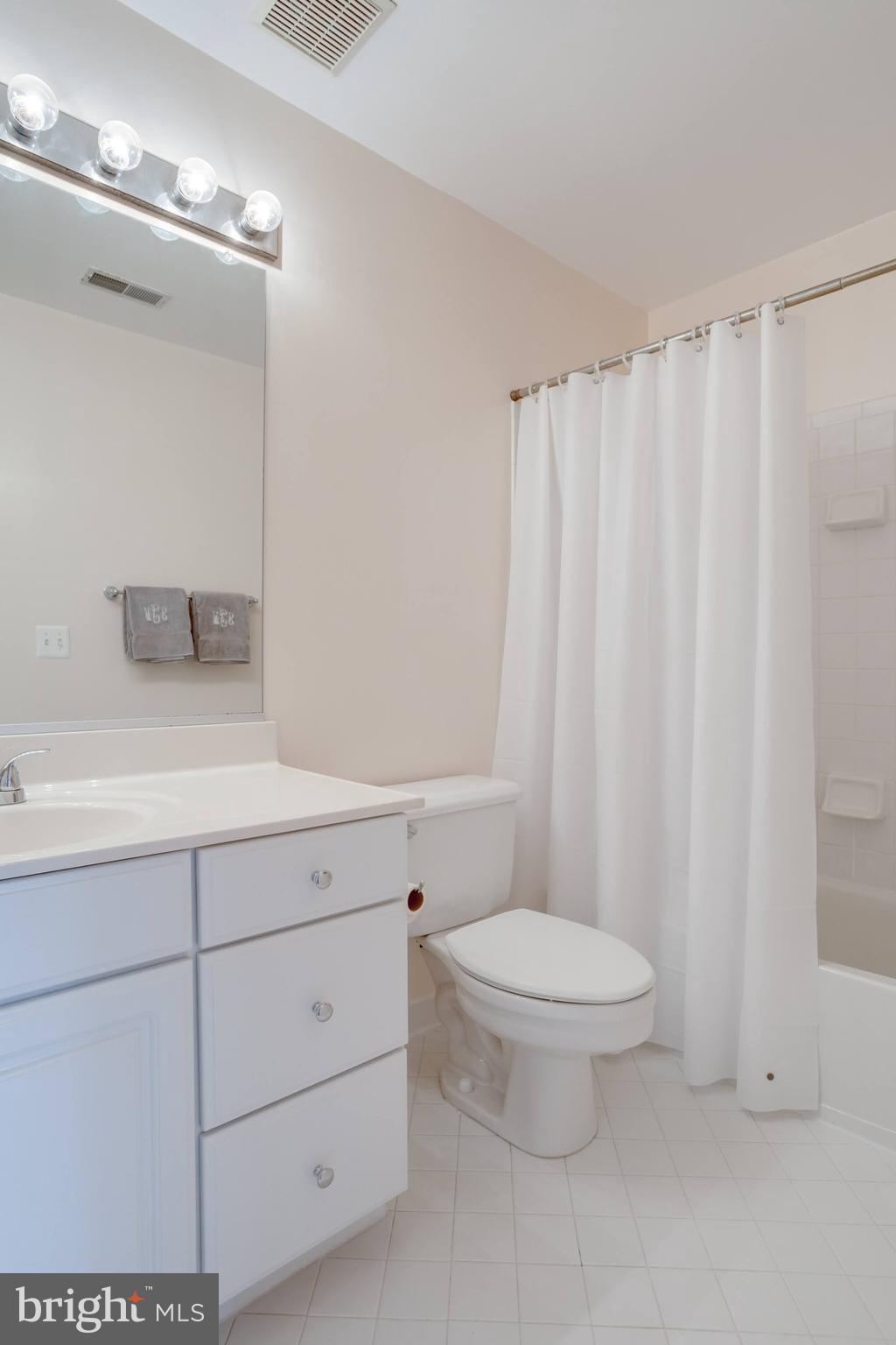 OLLEY LANE - Residential