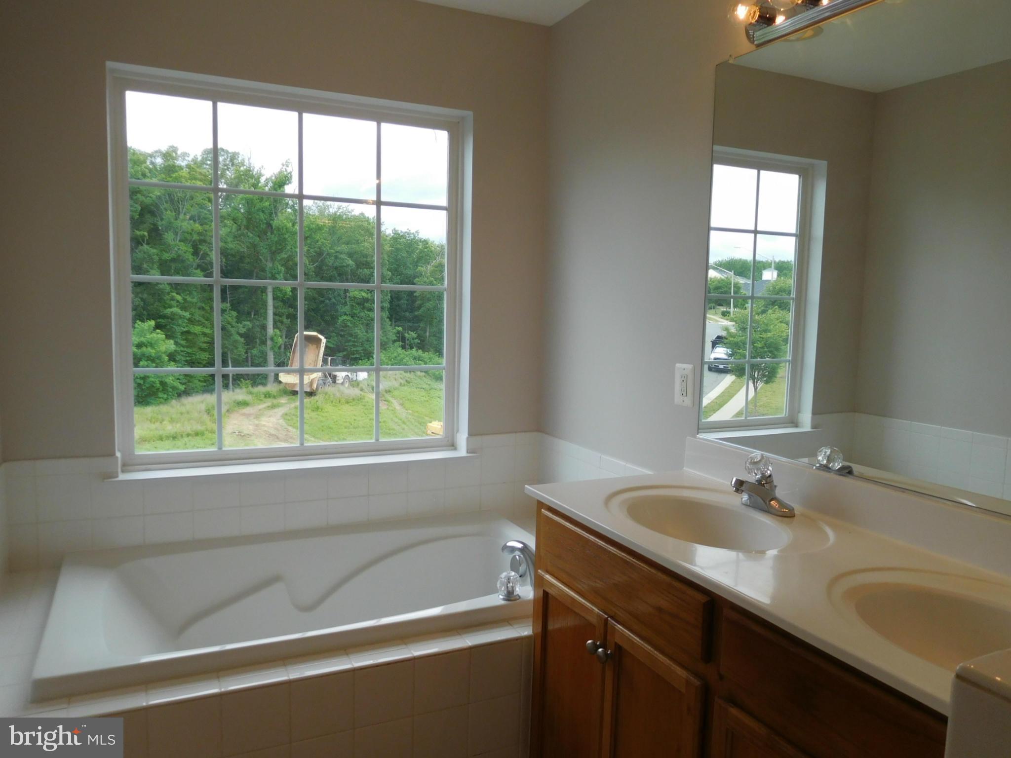 RIPPON LANDING - Residential