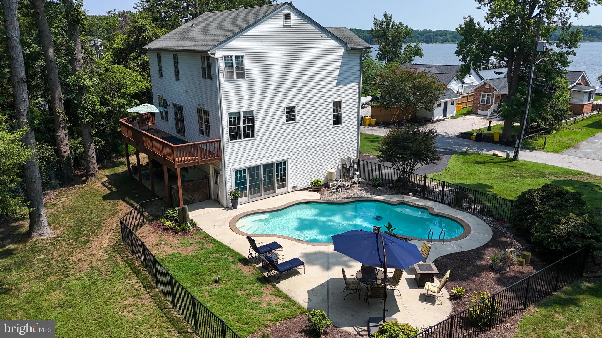 233 CIRCLE ROAD