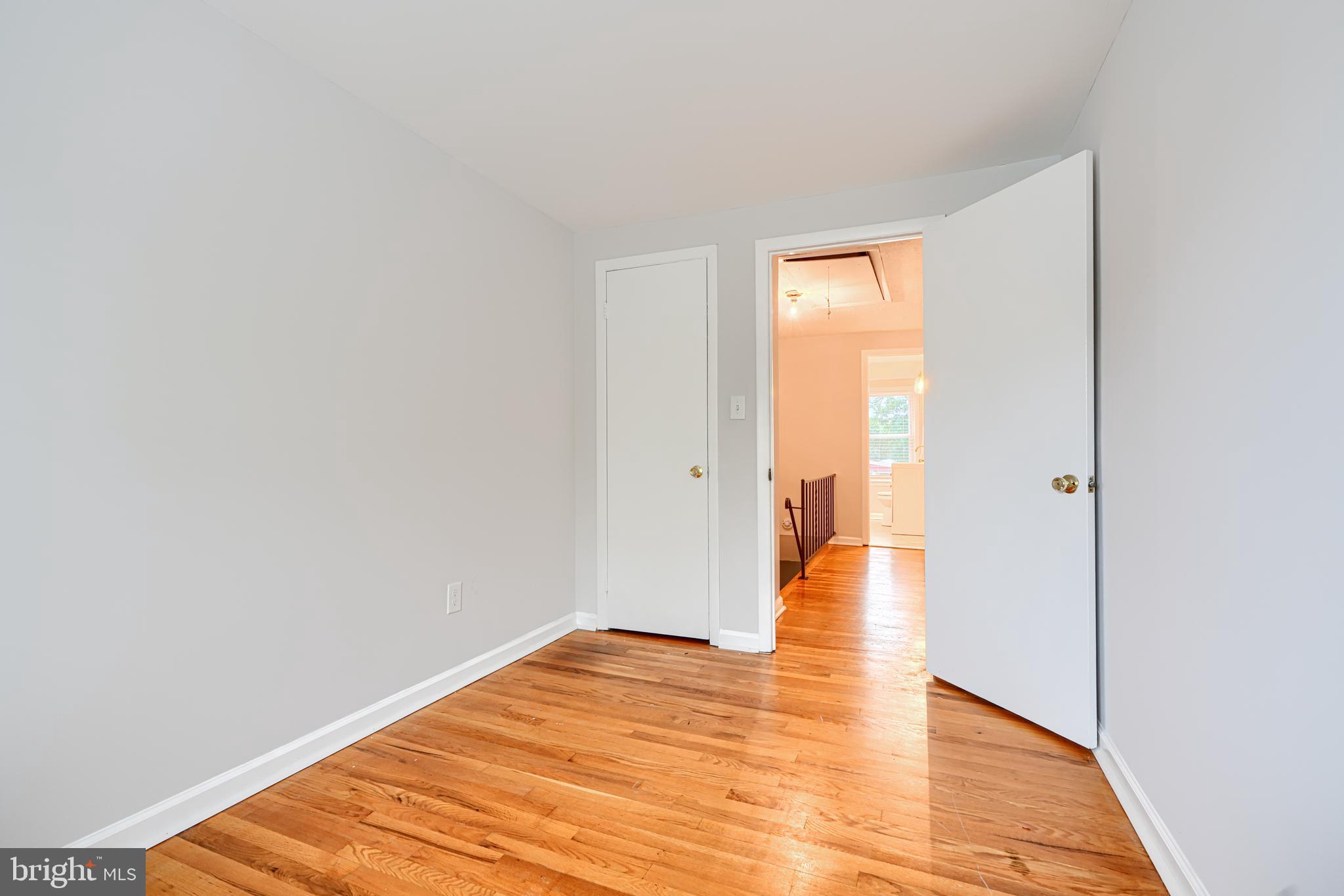 HAWTHORNE - Residential