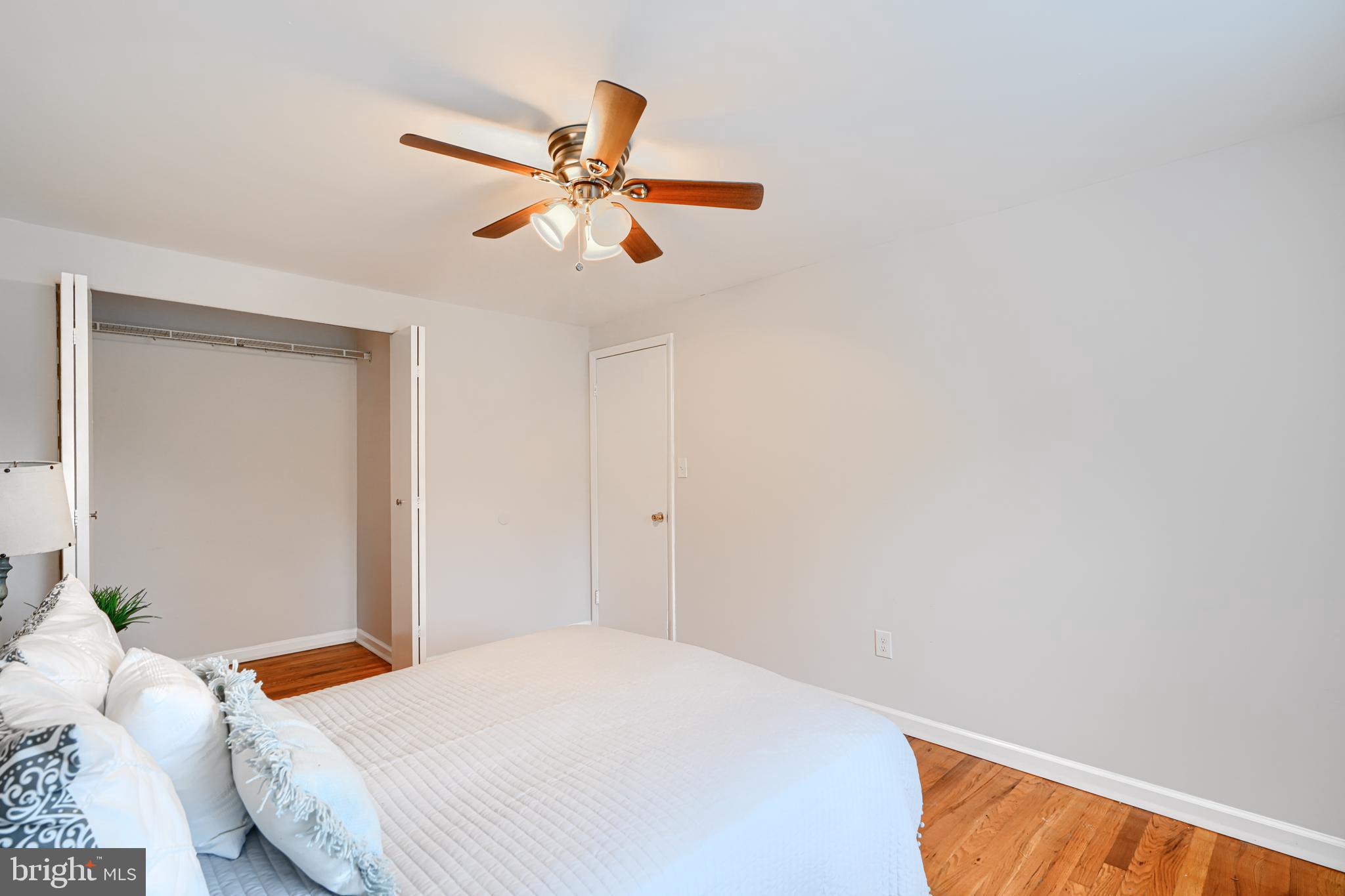 HAWTHORNE - Residential
