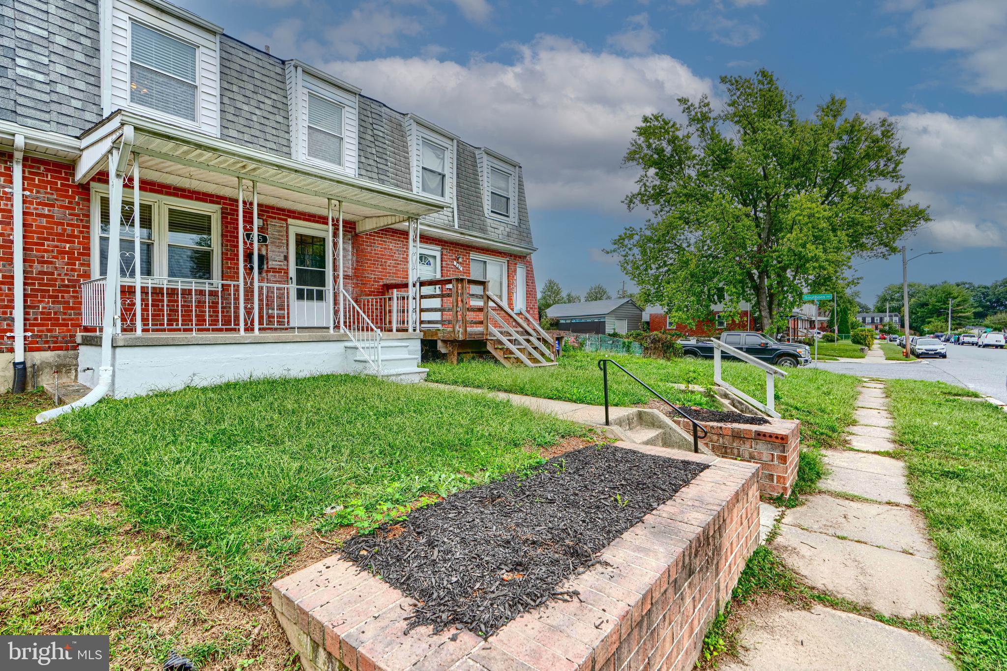 HAWTHORNE - Residential