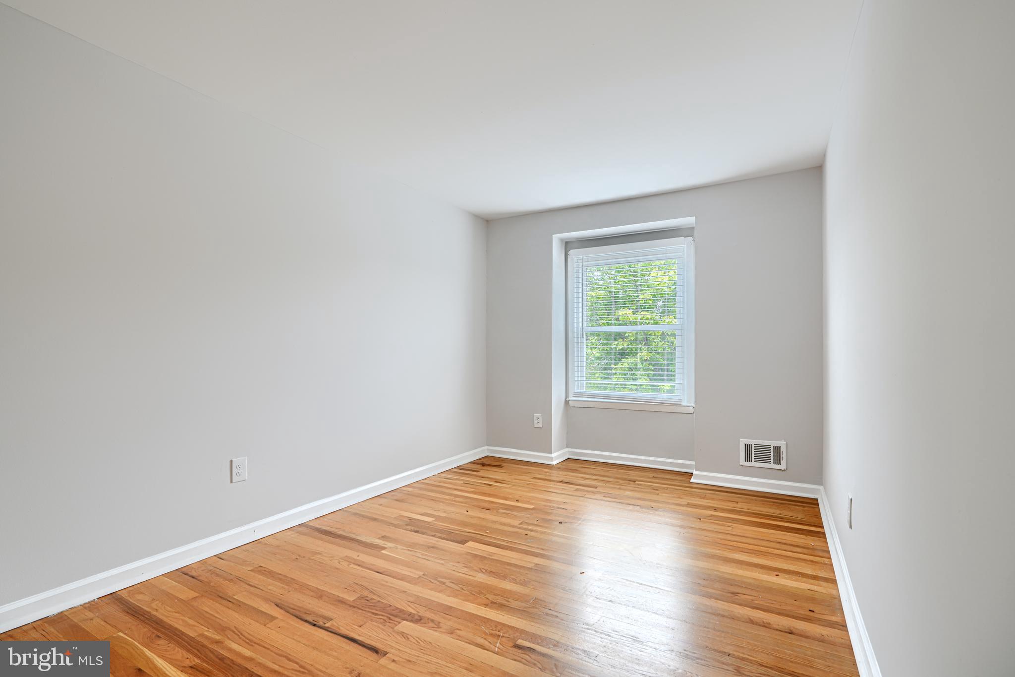 HAWTHORNE - Residential