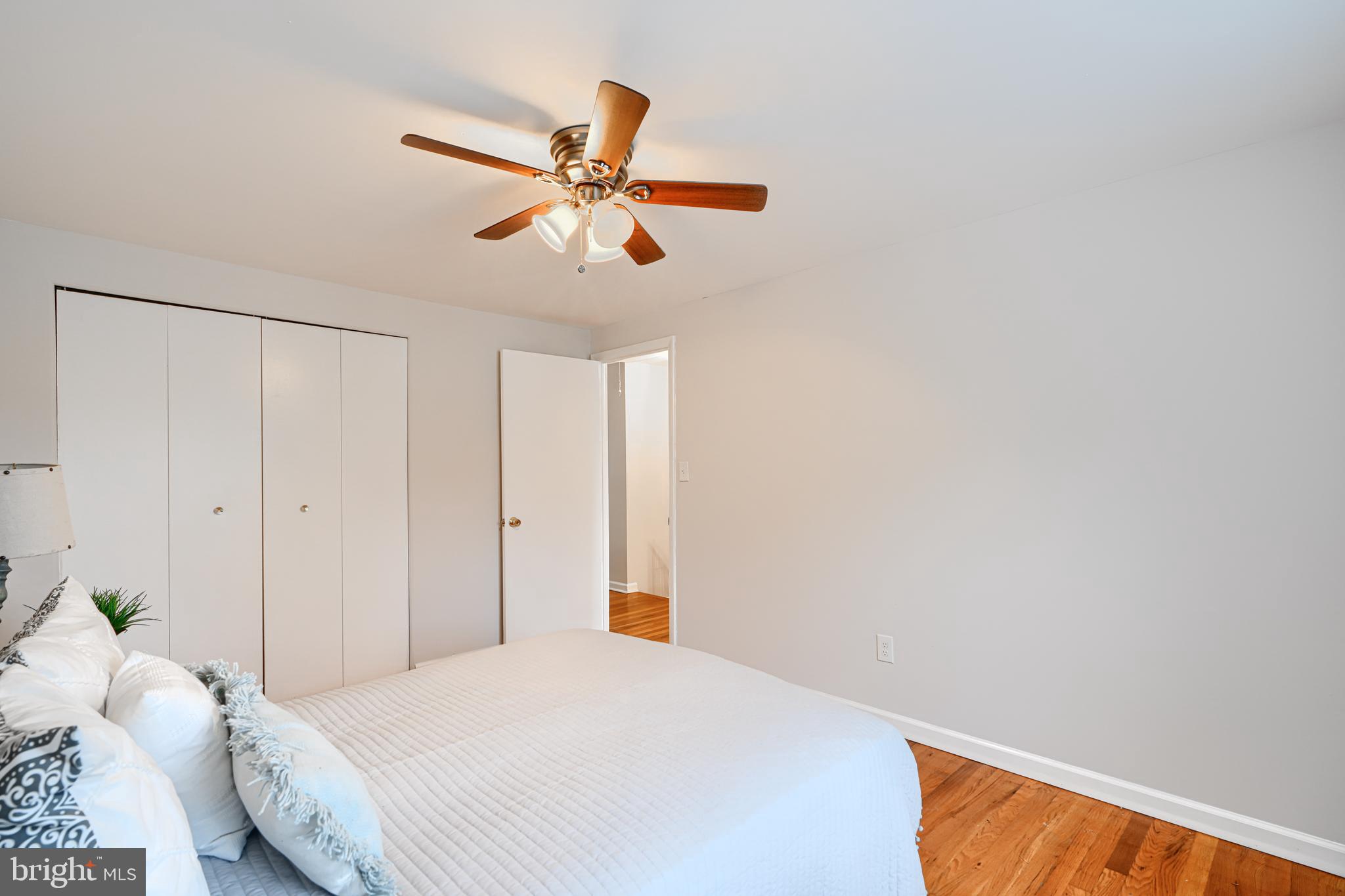 HAWTHORNE - Residential