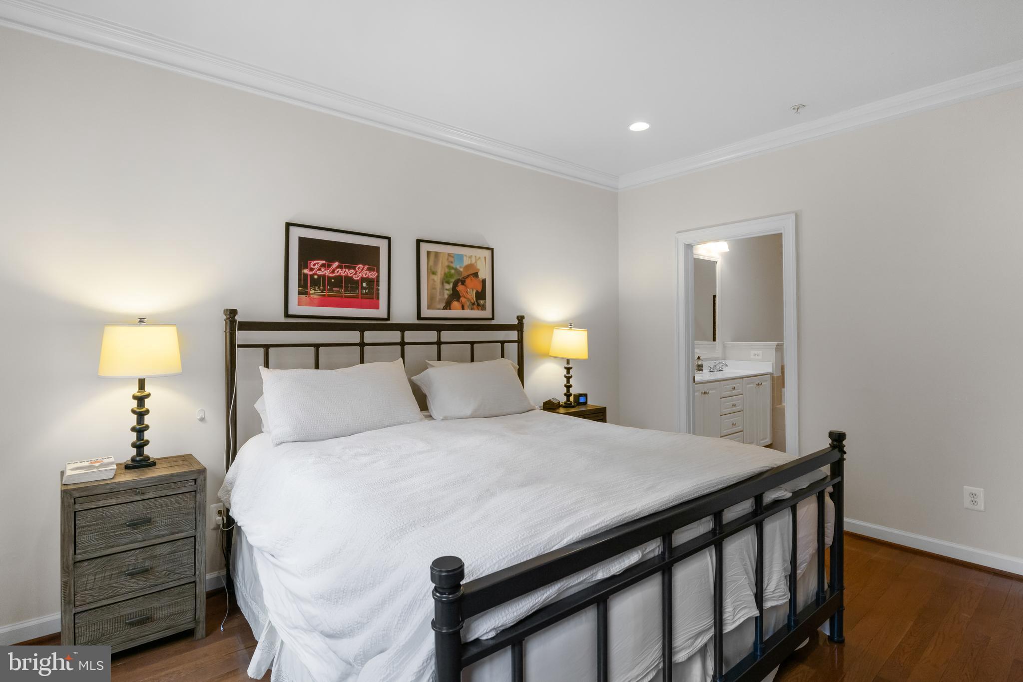 CHATHAM SQUARE - Residential