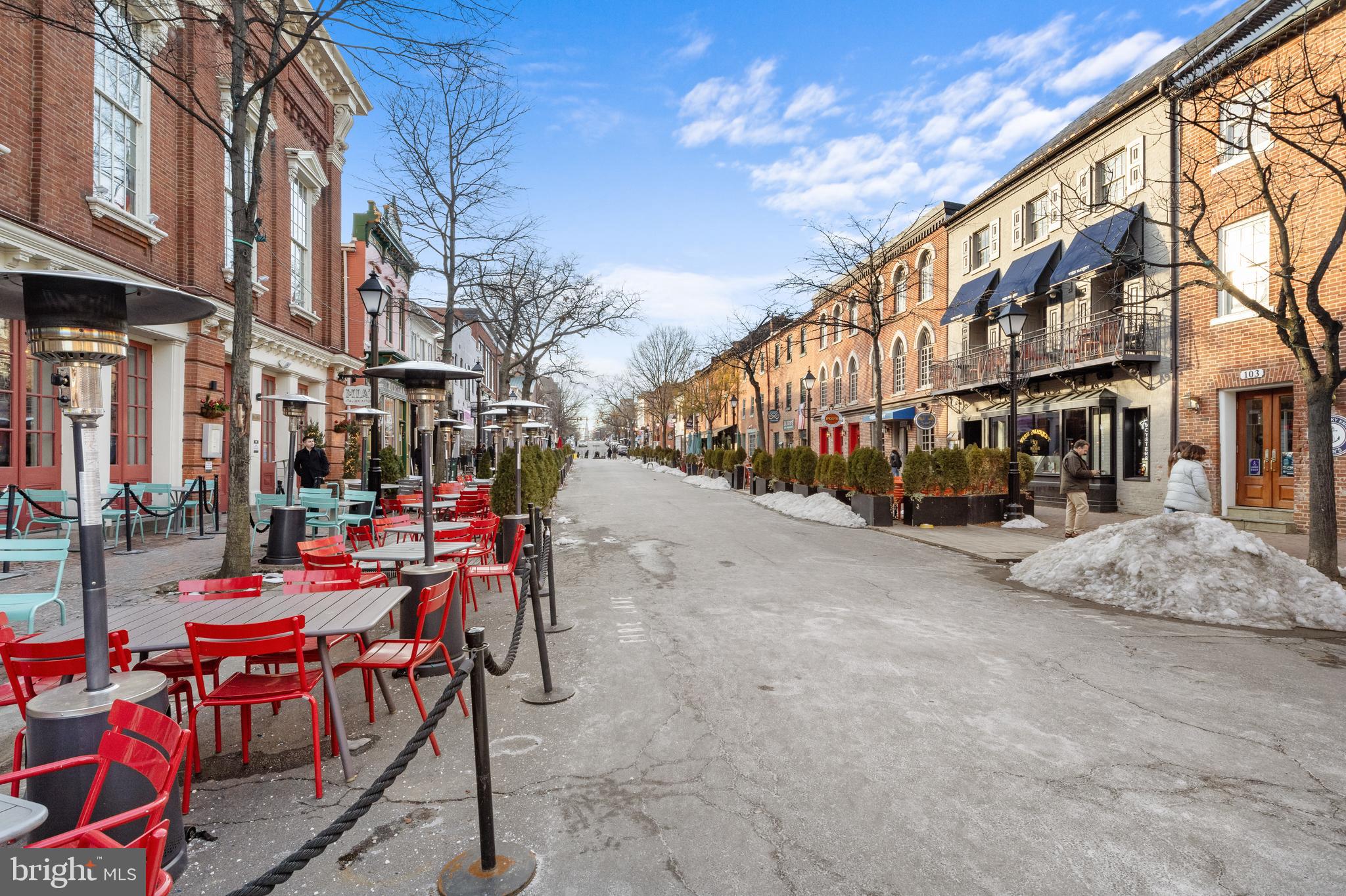 CHATHAM SQUARE - Residential