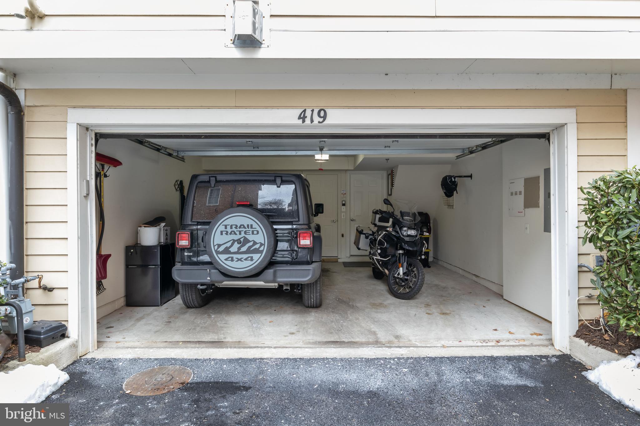 CHATHAM SQUARE - Residential