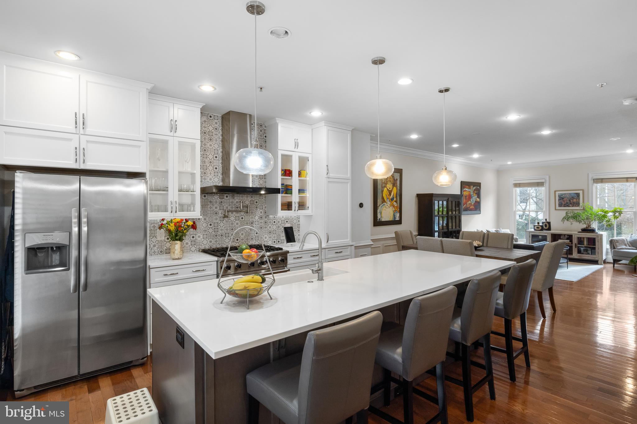 CHATHAM SQUARE - Residential