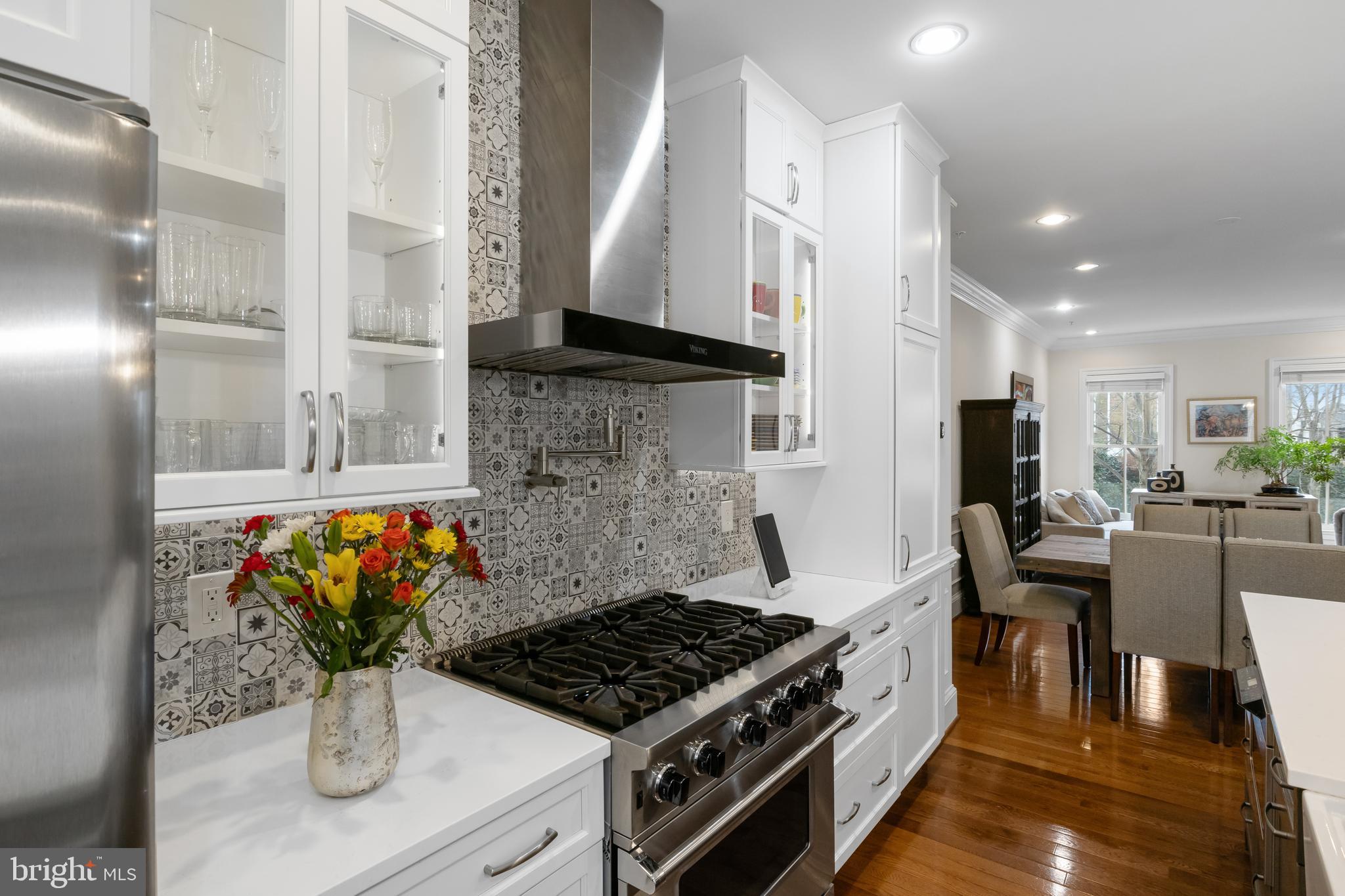 CHATHAM SQUARE - Residential