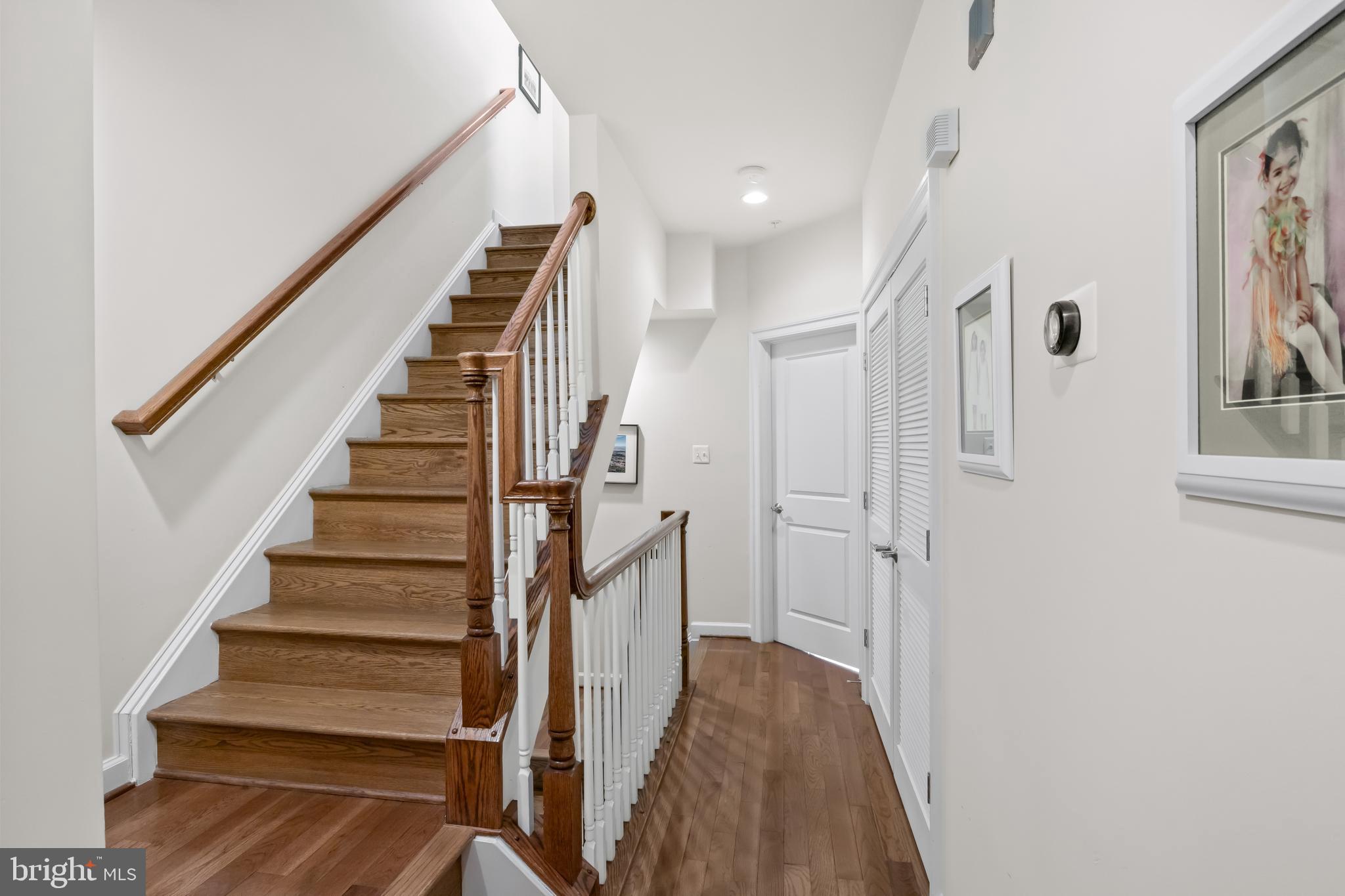 CHATHAM SQUARE - Residential