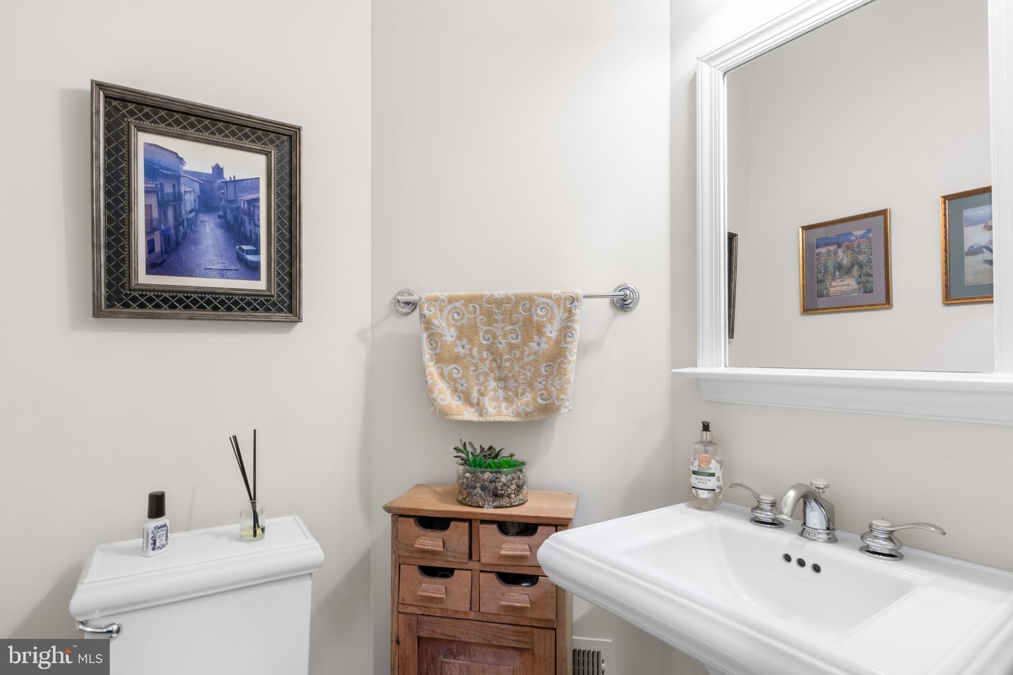 CHATHAM SQUARE - Residential