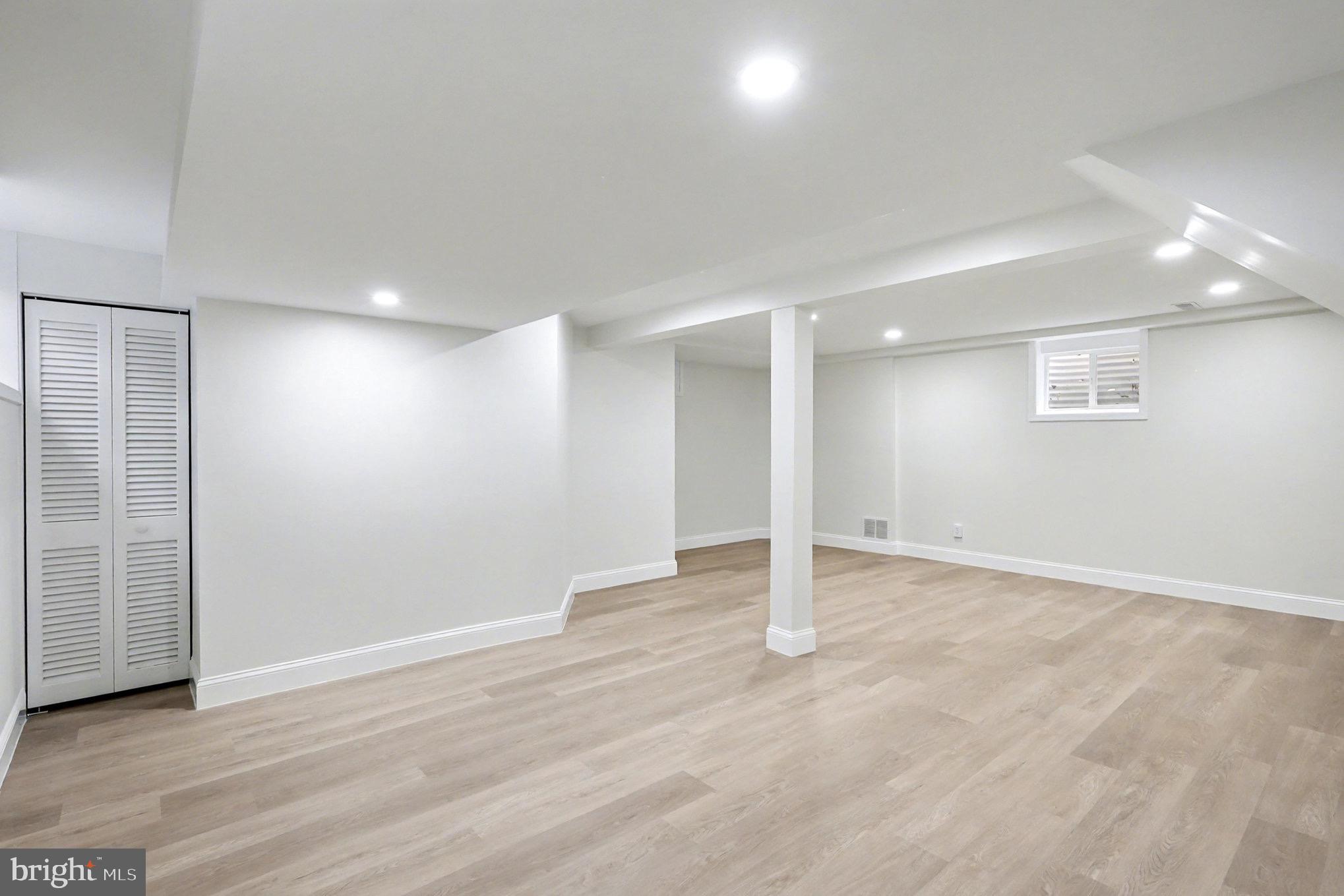 LAYHILL VILLAGE - Residential