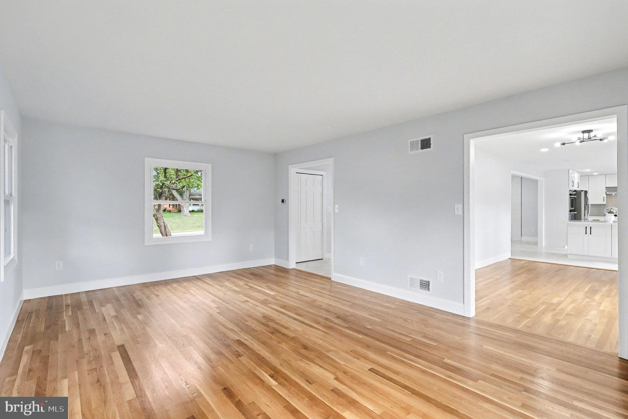 LAYHILL VILLAGE - Residential