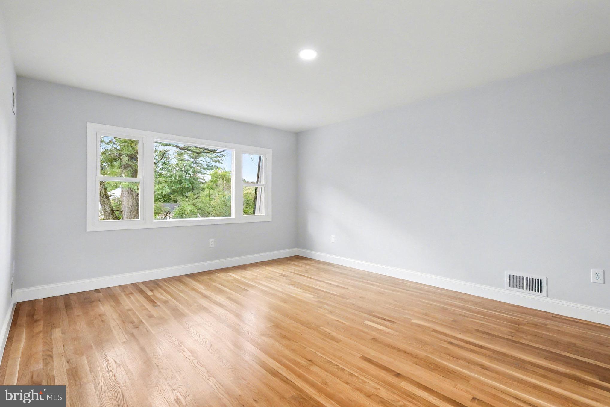 LAYHILL VILLAGE - Residential