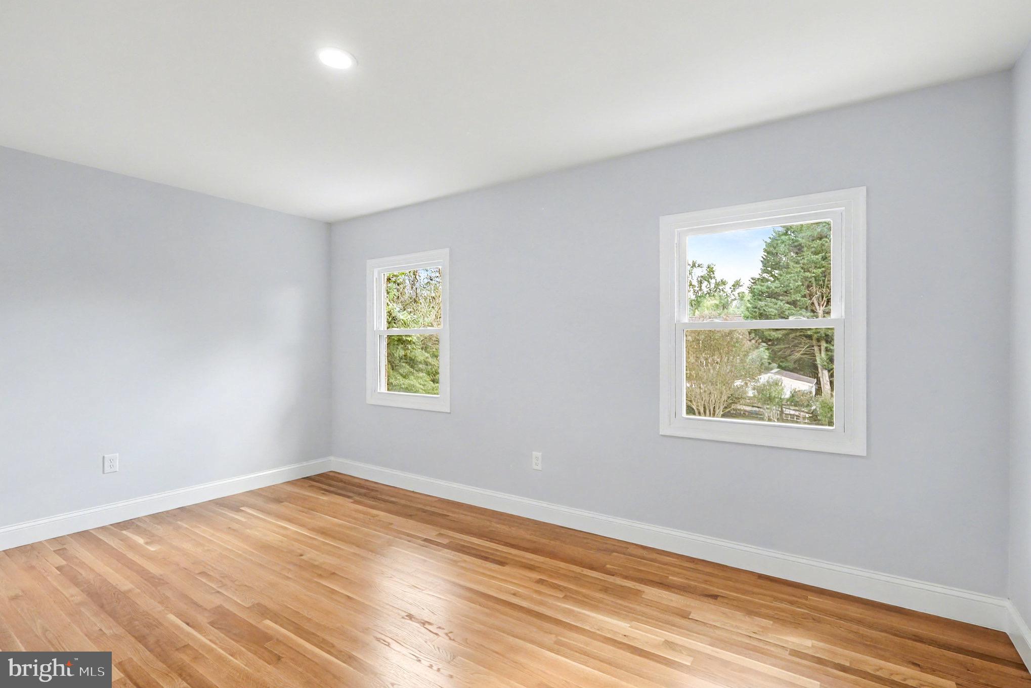 LAYHILL VILLAGE - Residential