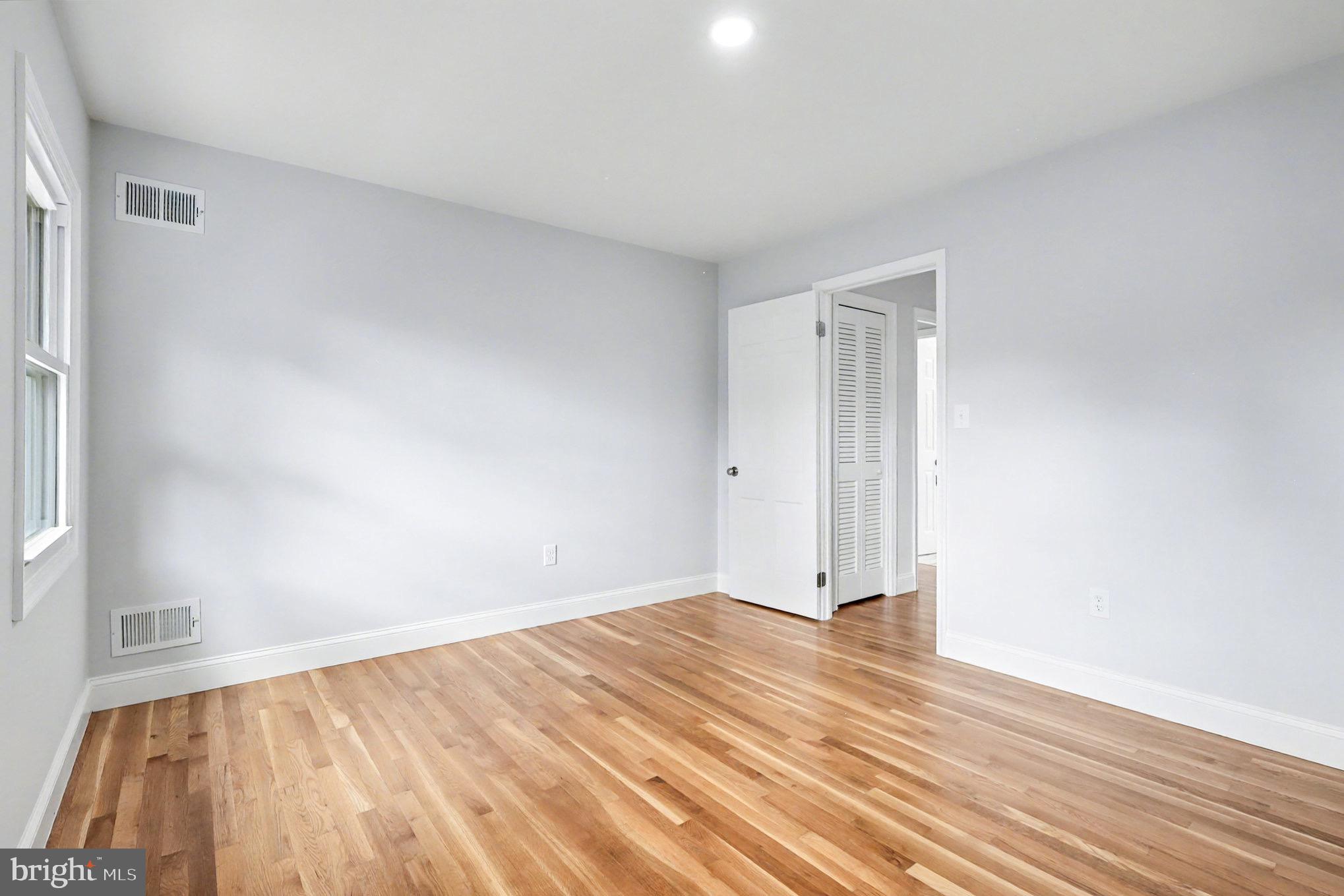 LAYHILL VILLAGE - Residential