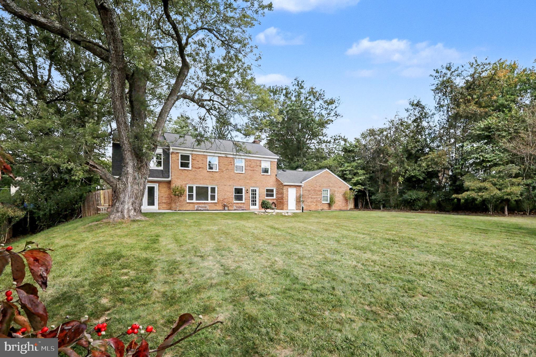 LAYHILL VILLAGE - Residential