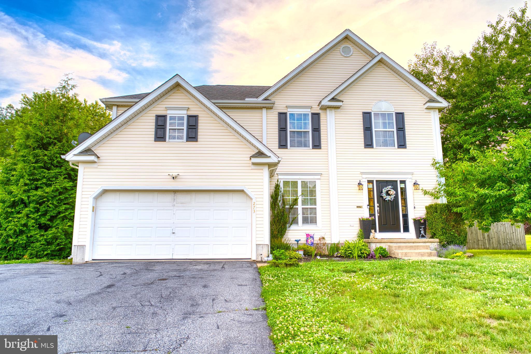 273 W DARBY CIRCLE