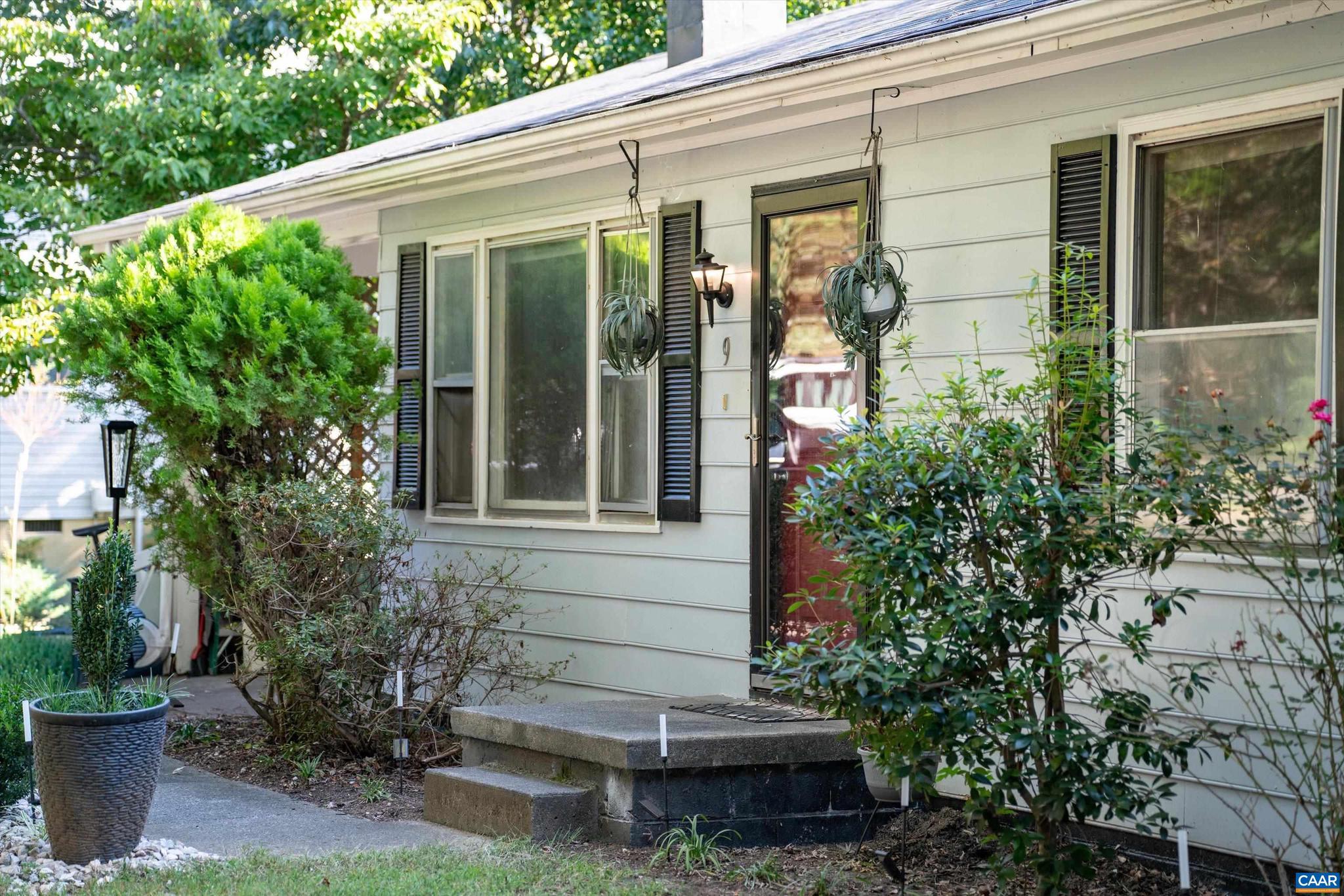 LAKE MONTICELLO - Residential