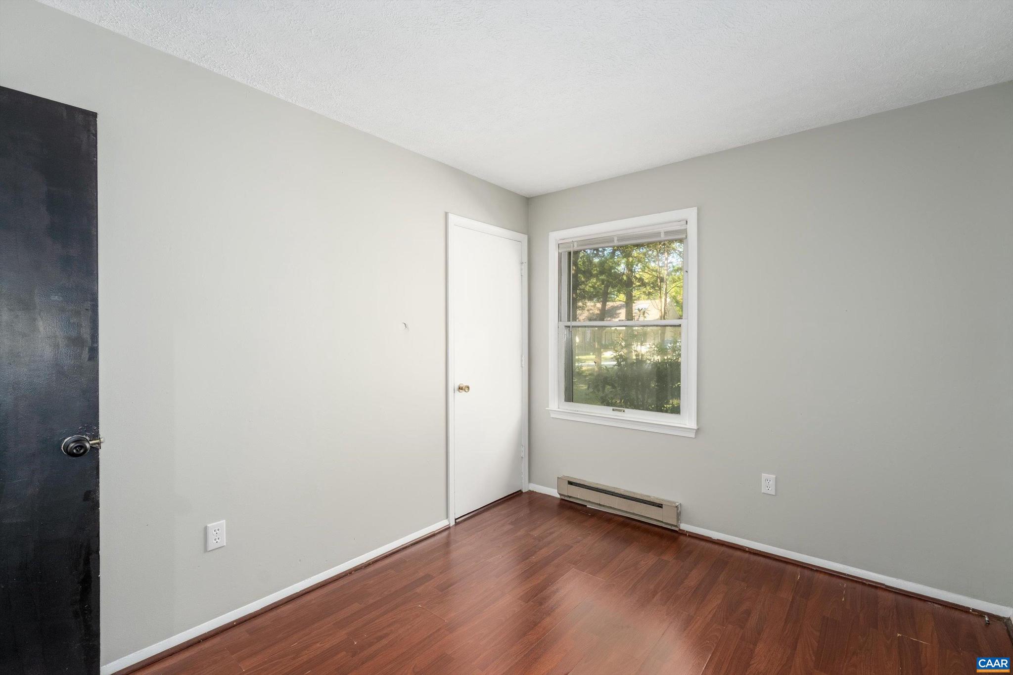 LAKE MONTICELLO - Residential