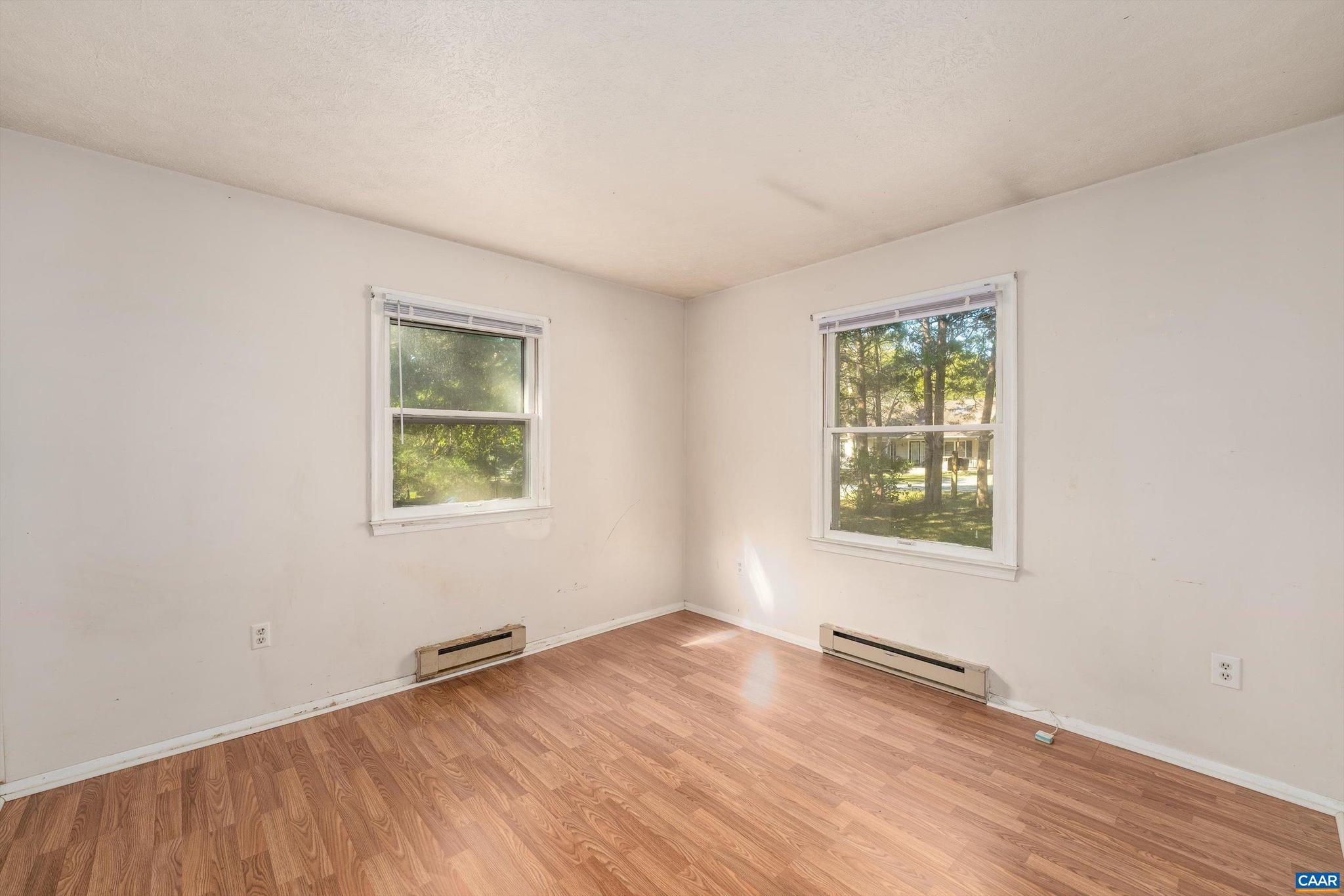 LAKE MONTICELLO - Residential