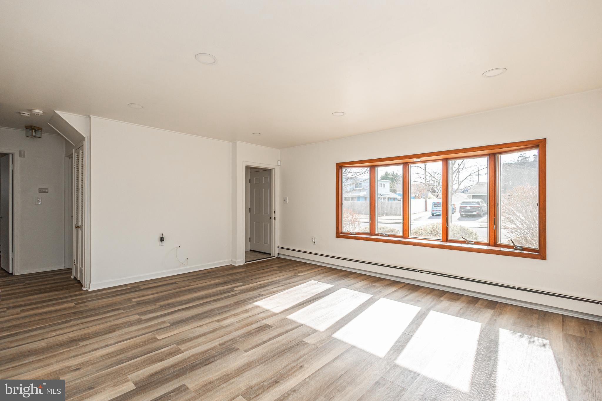 HIGHLAND PARK - Residential Lease