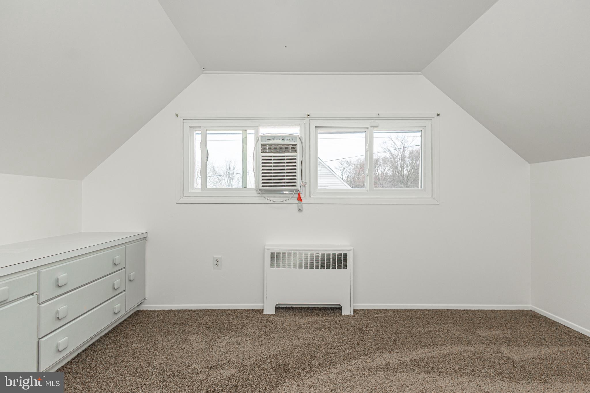 HIGHLAND PARK - Residential Lease